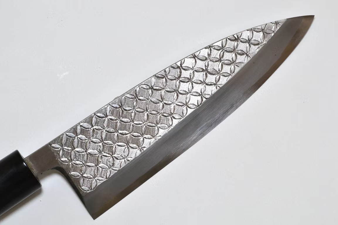 Sakai Takayuki Engraving by Kubota Shippou White Steel Kasumitogi Deba 165mm Magnolia (Ferrule: Water Buffalo Horn) Handle - Japanny - Best Japanese Knife