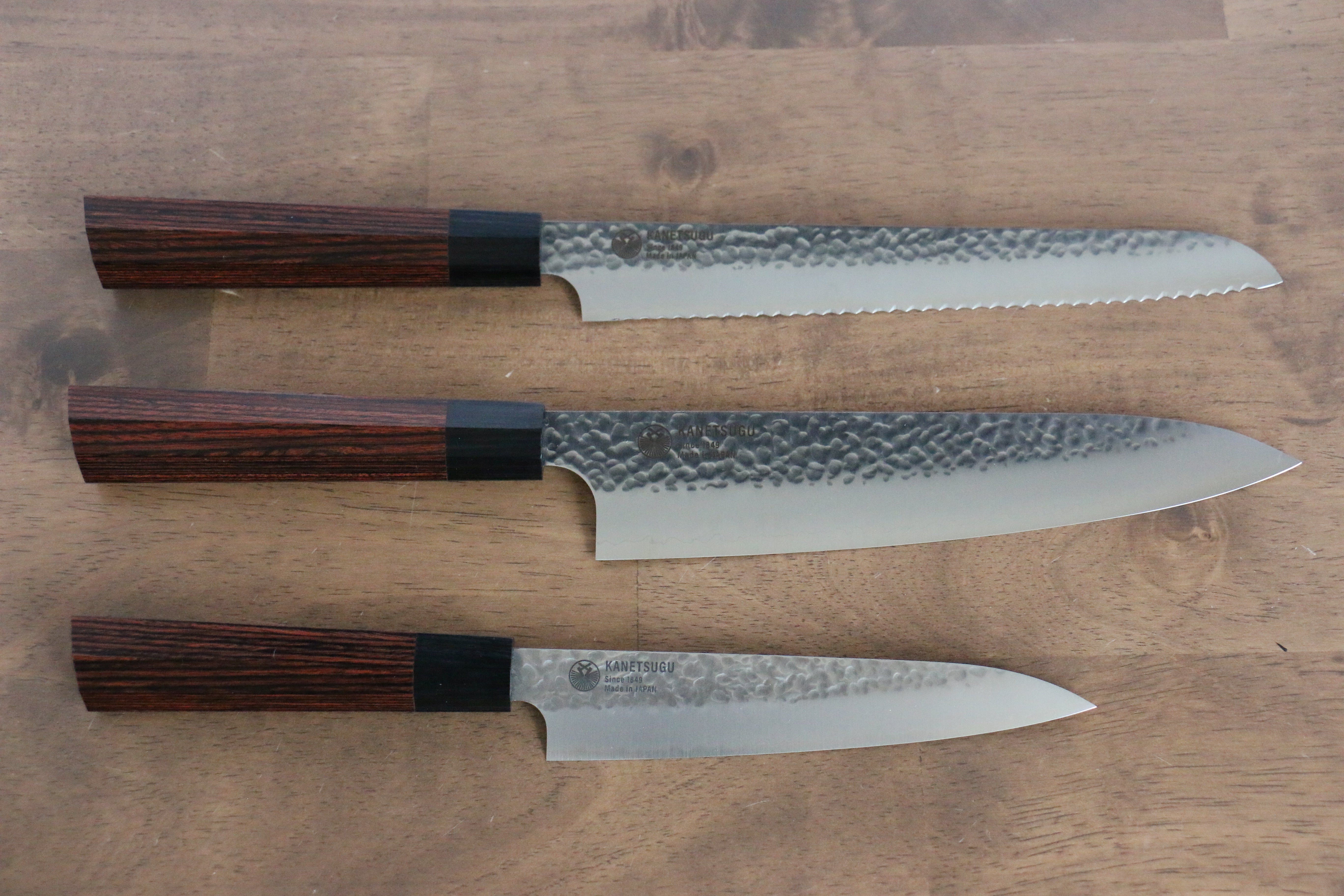 Seki Kanetsugu Heptagon Wood VG10 Hammered Petty Knife & Gyuto & Bread Knife Set - Japanny - Best Japanese Knife