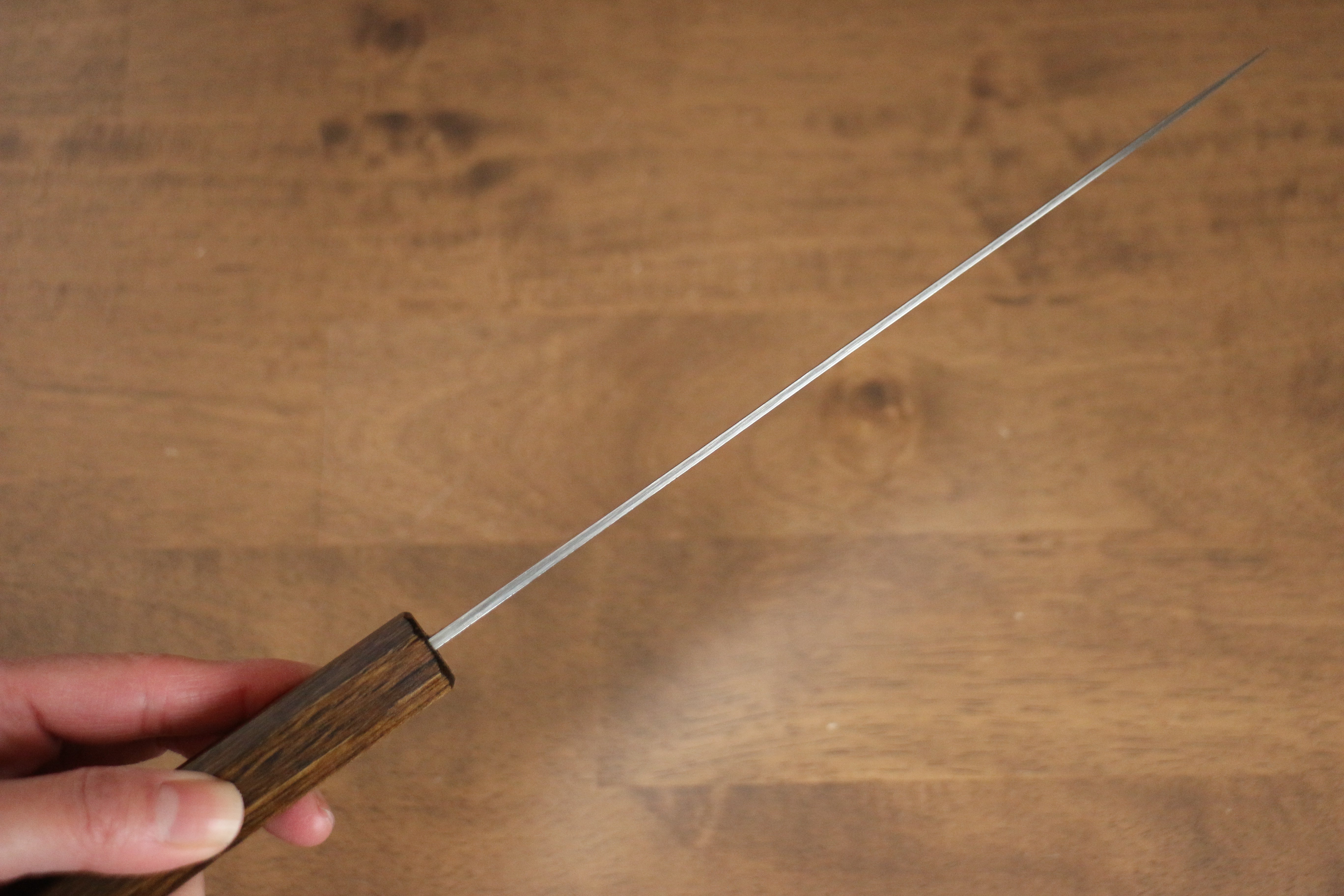 Seisuke VG10 Mirrored Finish Damascus Gyuto 210mm Oak Handle - Japanny - Best Japanese Knife