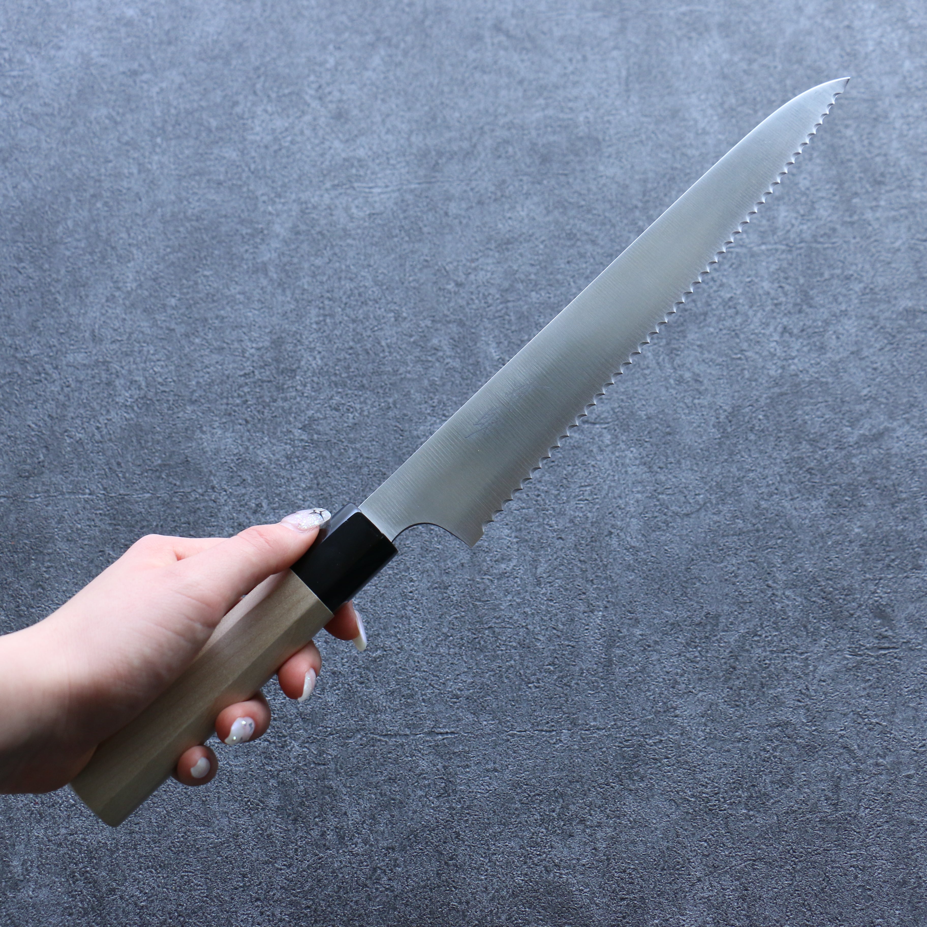 Seisuke Stainless Steel Bread Slicer 240mm Magnolia Handle - Japanny - Best Japanese Knife