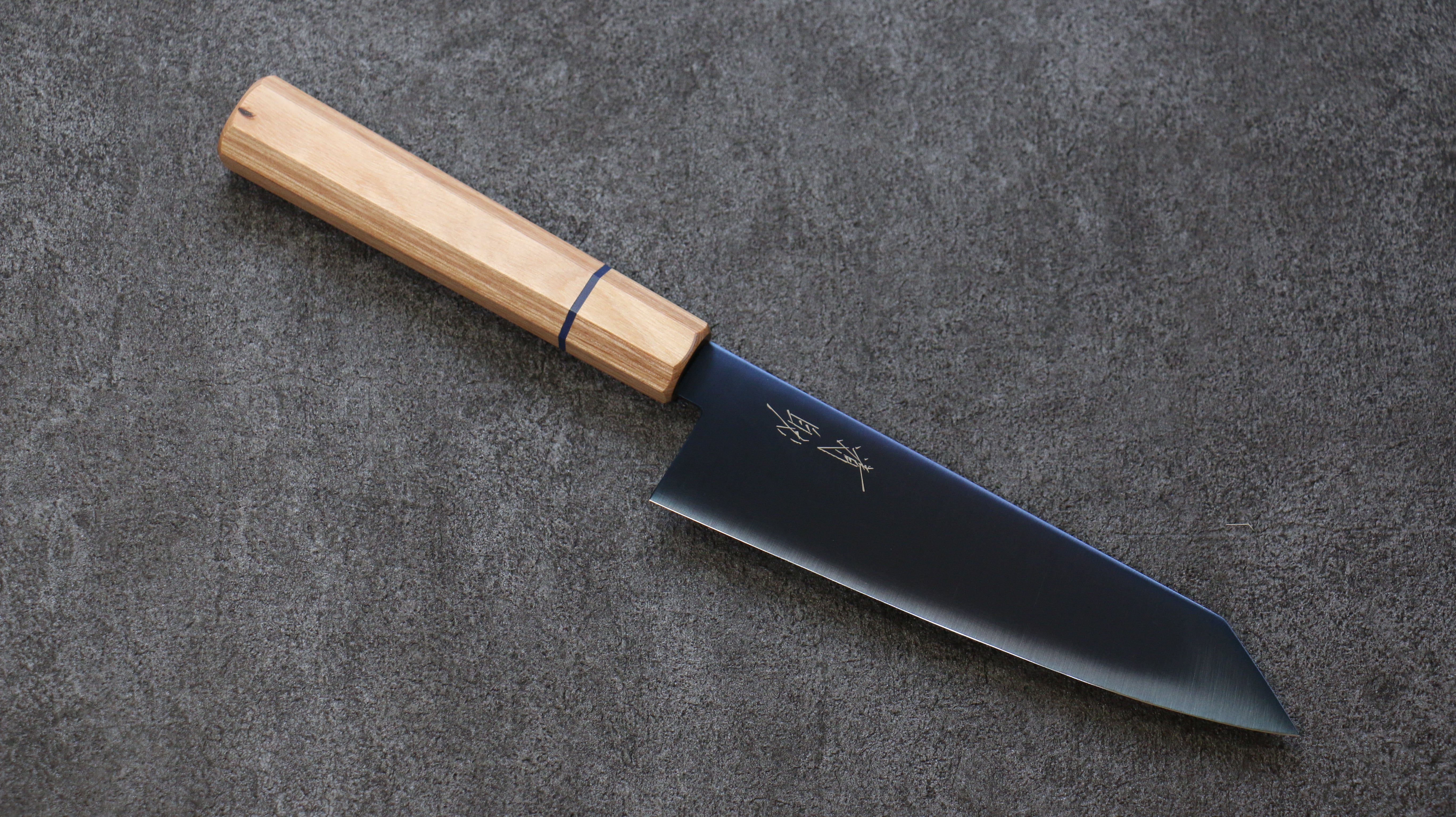 Seisuke SK-85 Ion plating Kiritsuke Santoku 180mm White wood Handle - Japanny - Best Japanese Knife