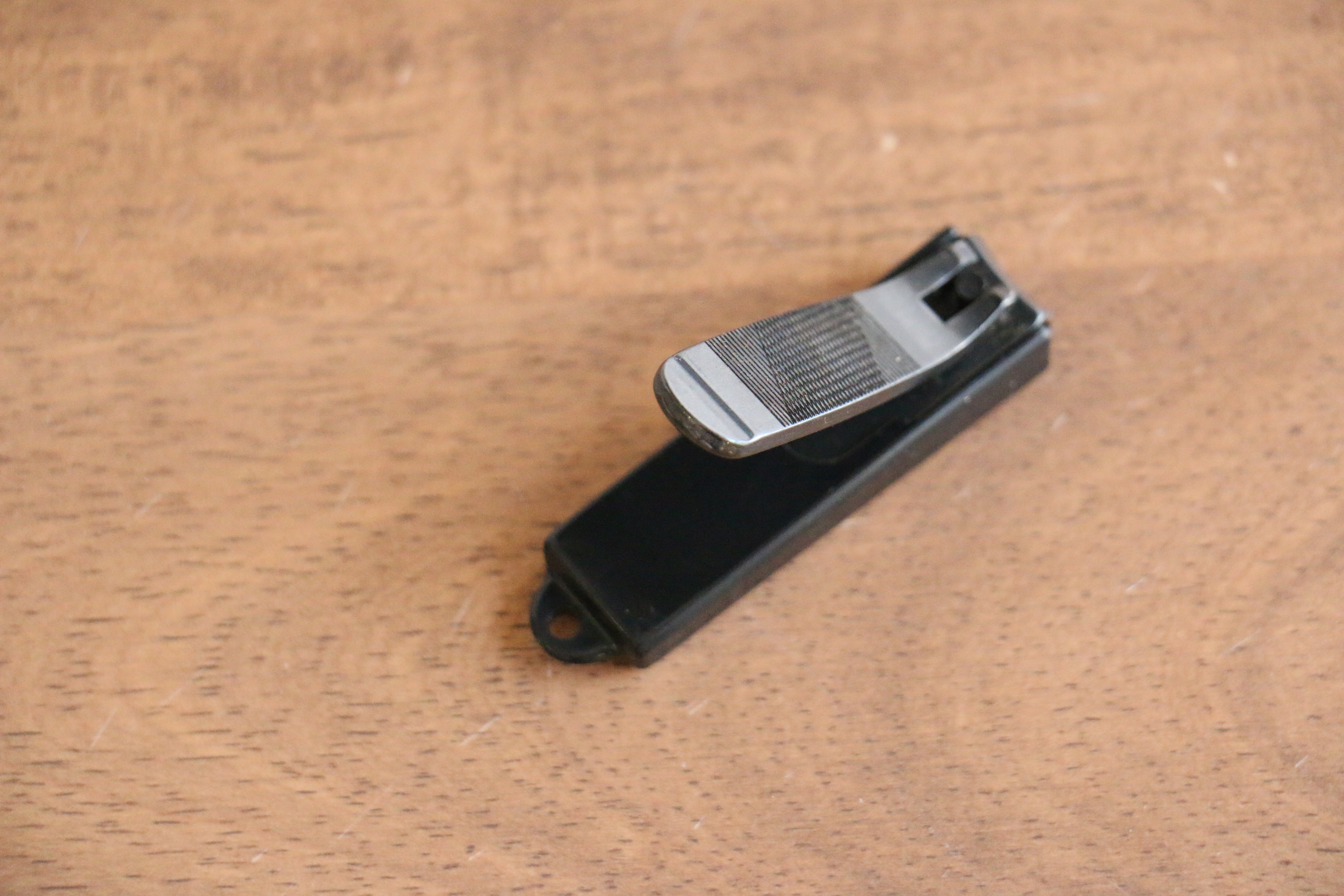 Black large High carbon steel With cover Black dyeing Nail Clipper - Japanny - Best Japanese Knife