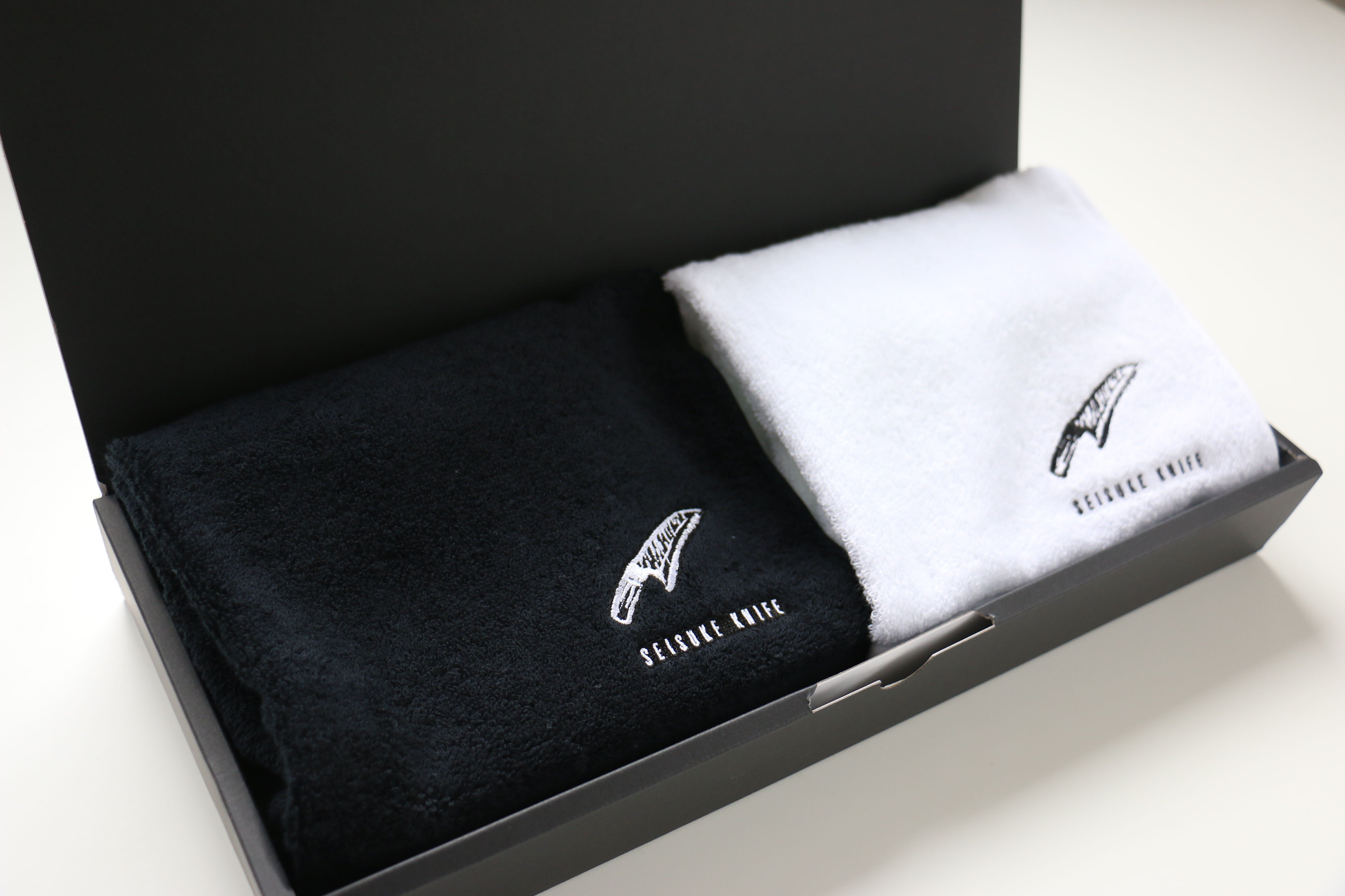Seisuke White Towel & Black Towel - Japanny - Best Japanese Knife