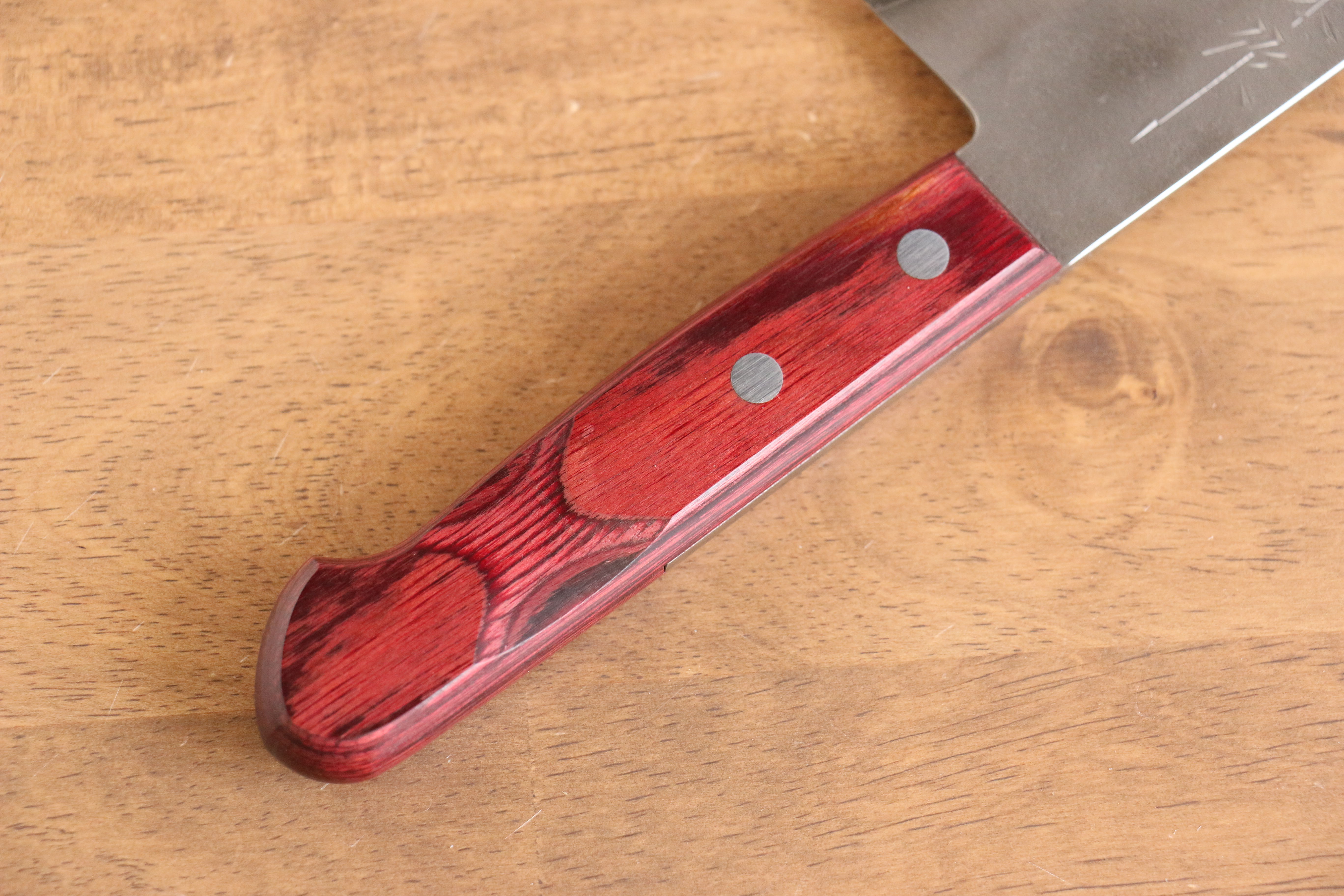 Nao Yamamoto Silver Steel No.3 Nashiji Santoku 180mm Red Pakka wood Handle - Japanny - Best Japanese Knife