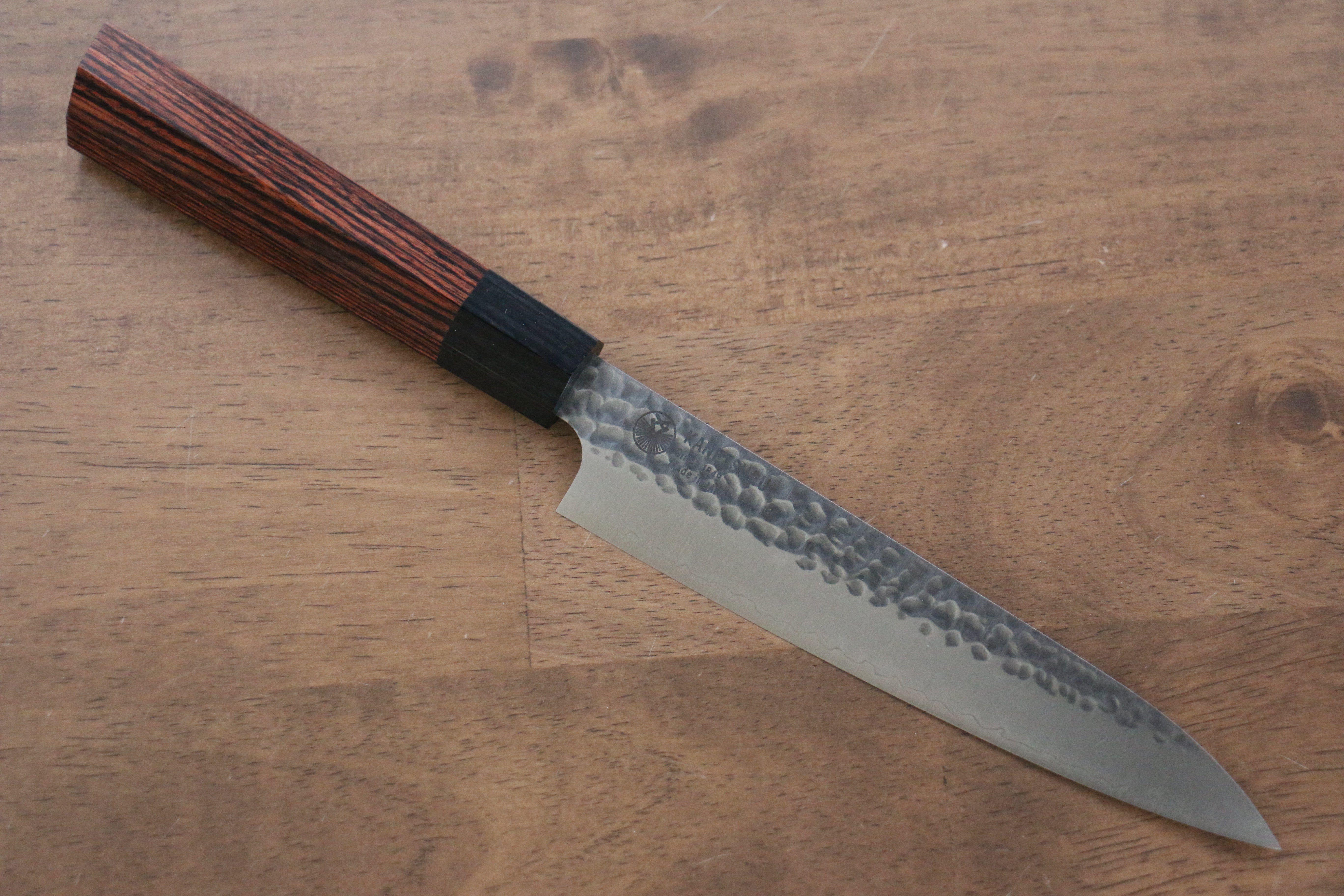 Seki Kanetsugu Heptagon Wood VG10 Hammered Petty-Utility 150mm Pakka wood (heptagonal) Handle - Japanny - Best Japanese Knife