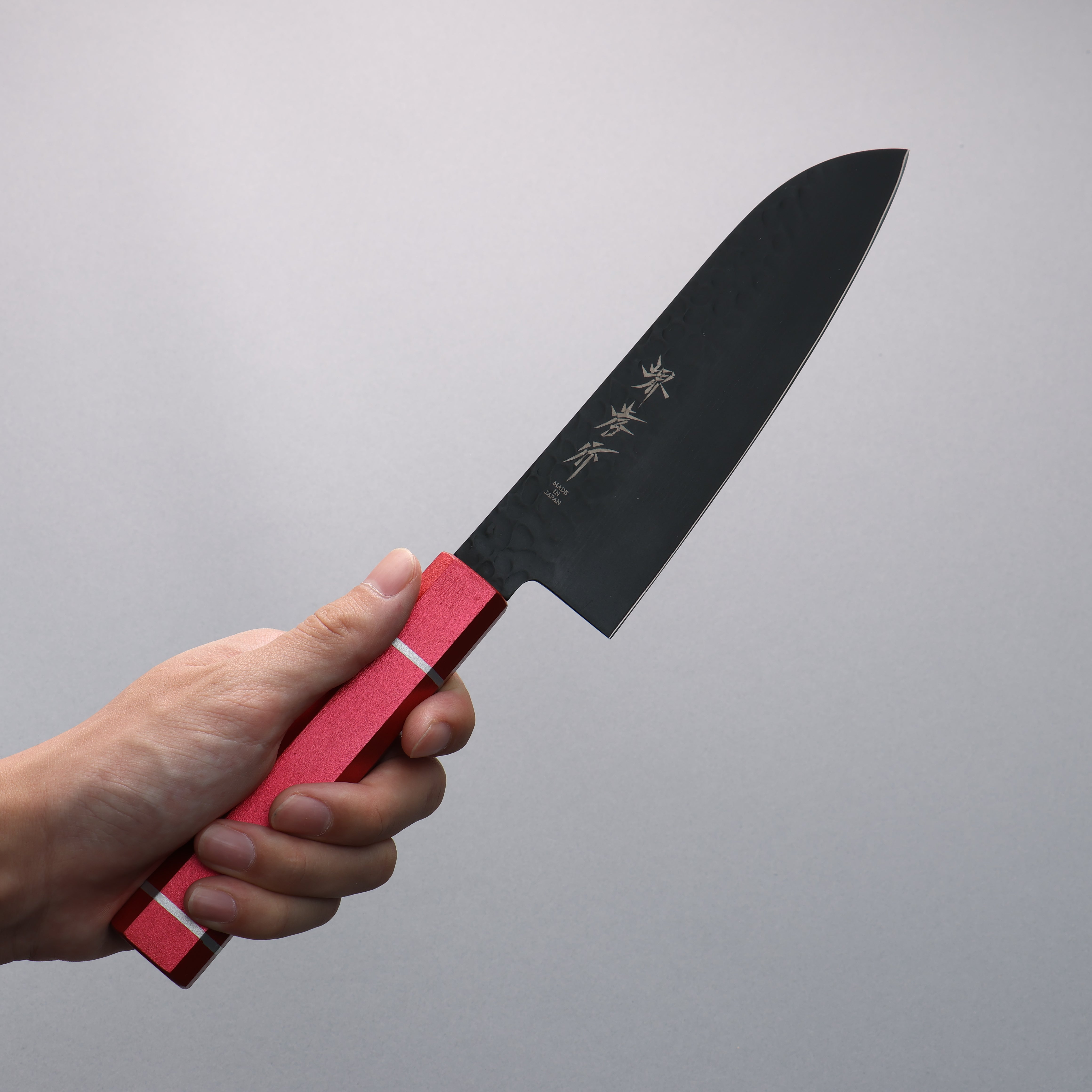 Sakai Takayuki Kurokage VG10 Hammered Teflon Coating Santoku 170mm Live oak Lacquered (Kouseki) Handle - Japanny - Best Japanese Knife