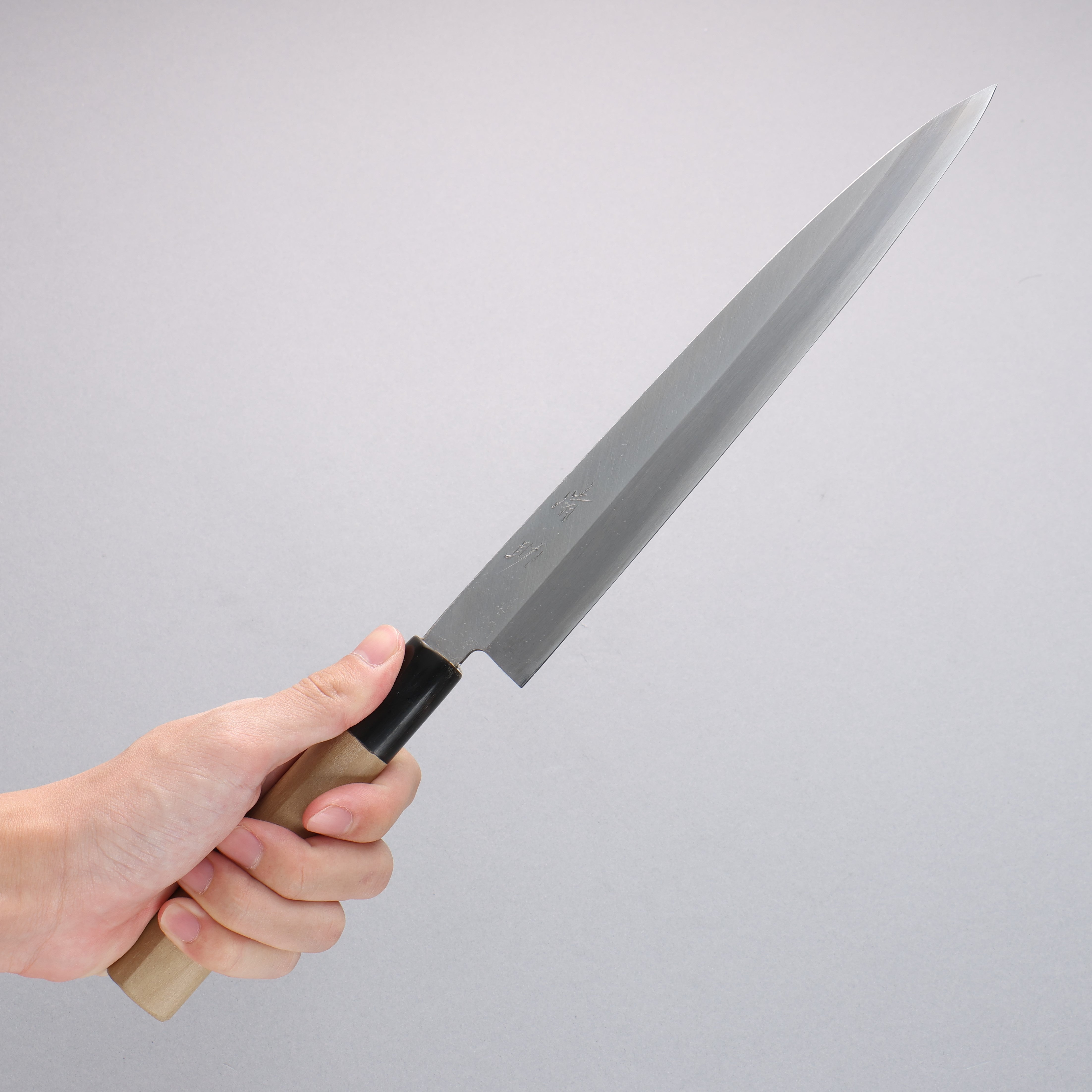 Seisuke Molybdenum Kasumitogi Yanagiba Magnolia Handle - Japanny - Best Japanese Knife