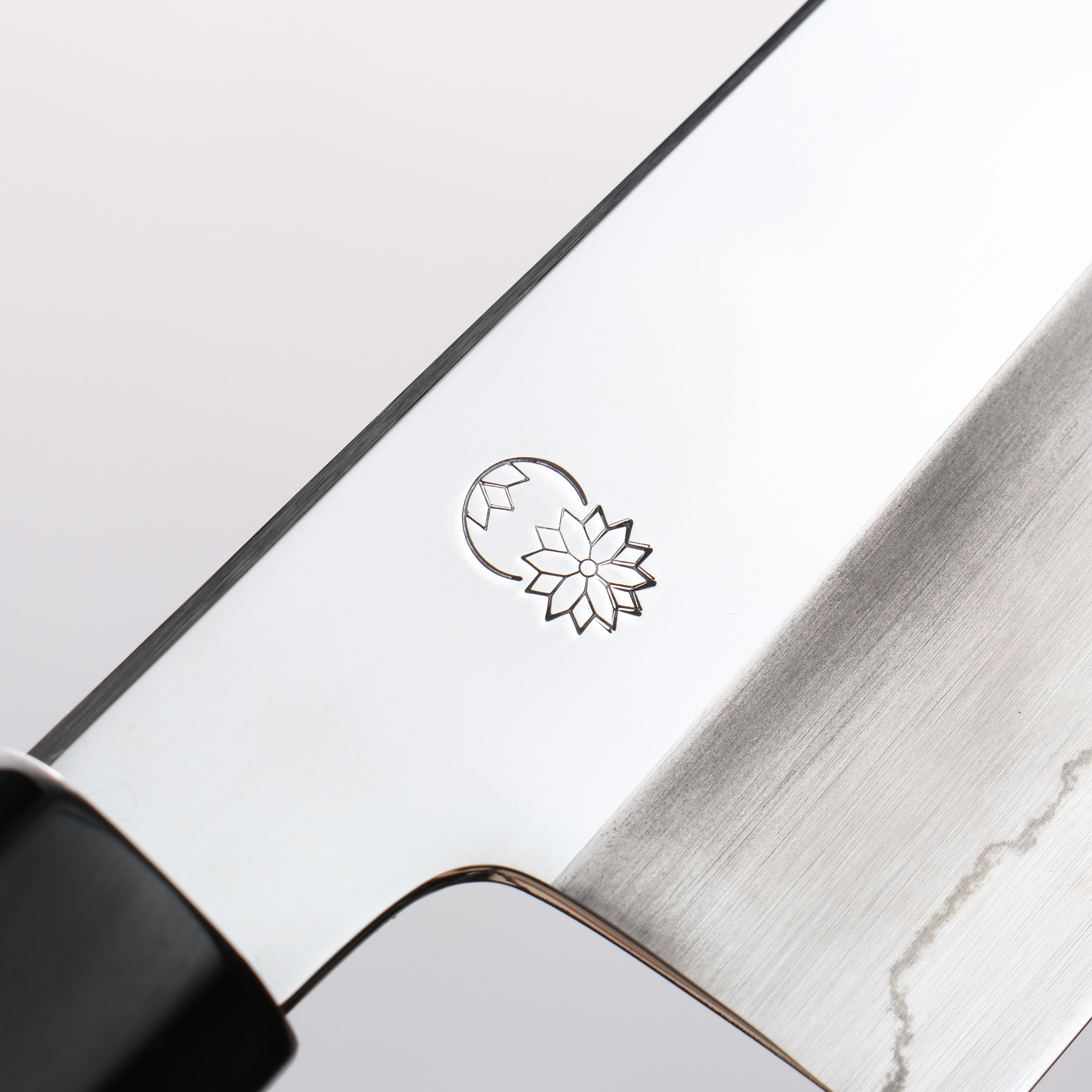 Choyo Silver Steel No.3 Mirrored Finish Kiritsuke Santoku 180mm Magnolia Handle - Japanny - Best Japanese Knife