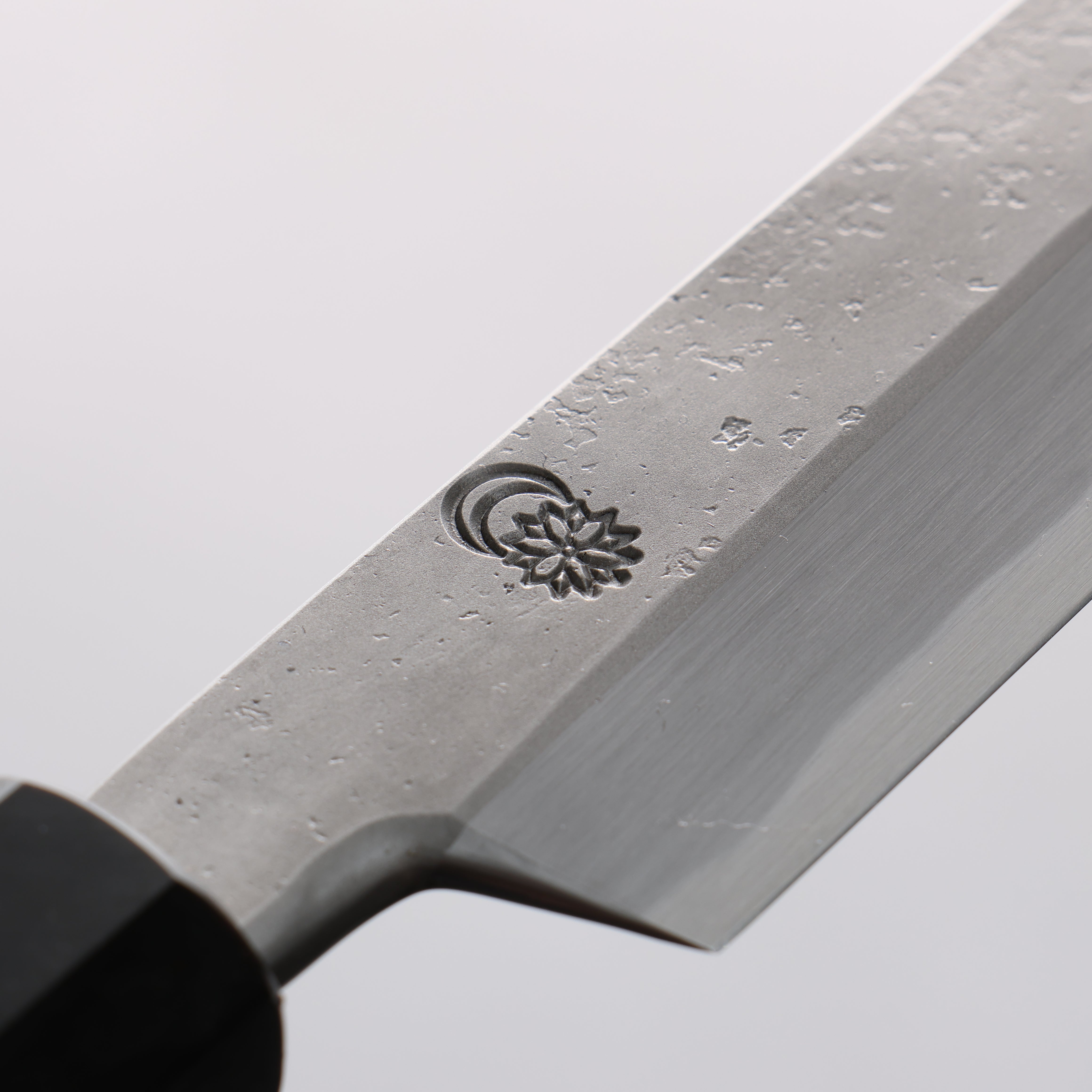 Kikuzuki White Steel No.2 Nashiji Sakimaru Takohiki 300mm Magnolia Handle - Japanny - Best Japanese Knife