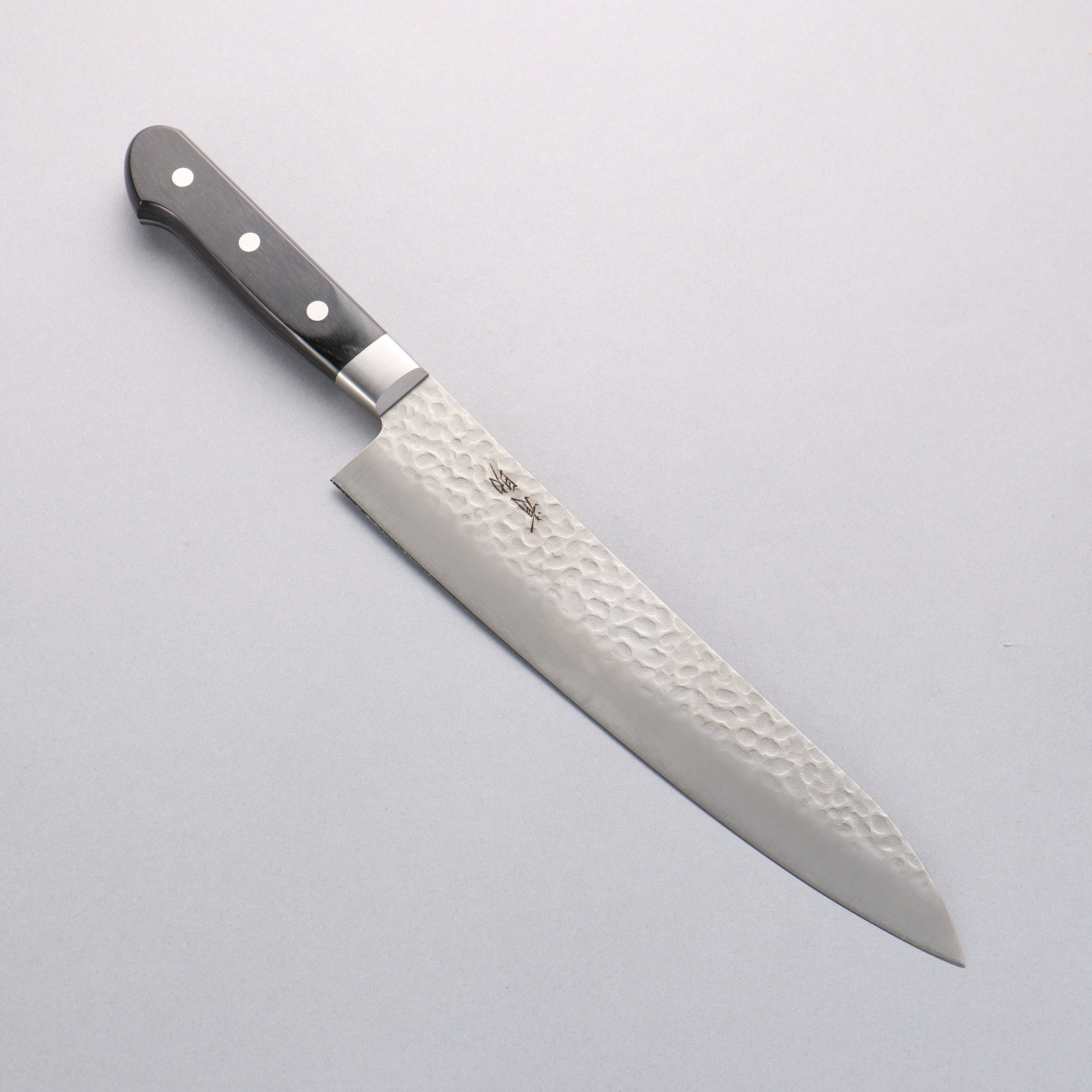 Seisuke AUS8 Hammered Gyuto 240mm Black Pakka wood Handle - Japanny - Best Japanese Knife