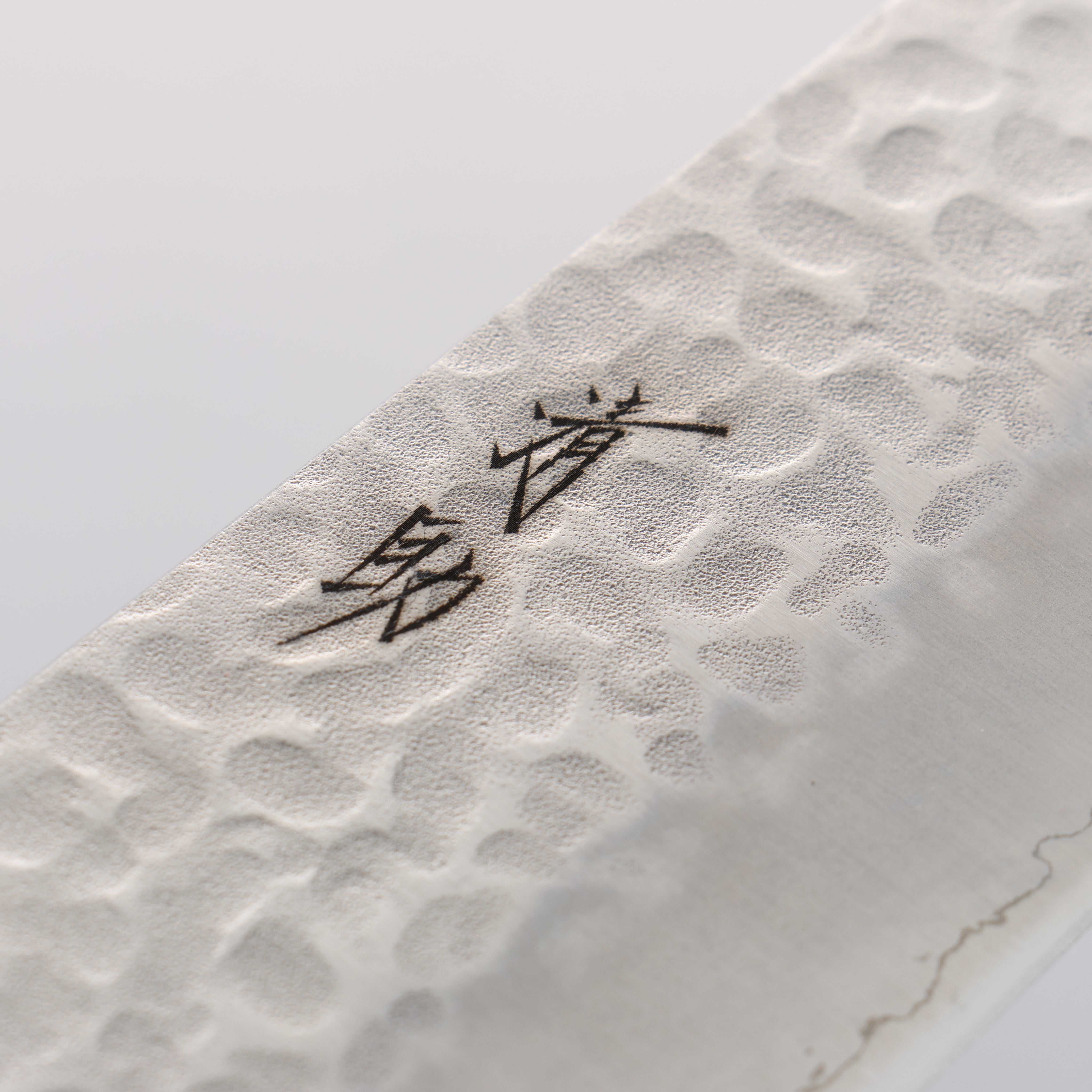 Seisuke AUS8 Hammered Gyuto 240mm Black Pakka wood Handle - Japanny - Best Japanese Knife