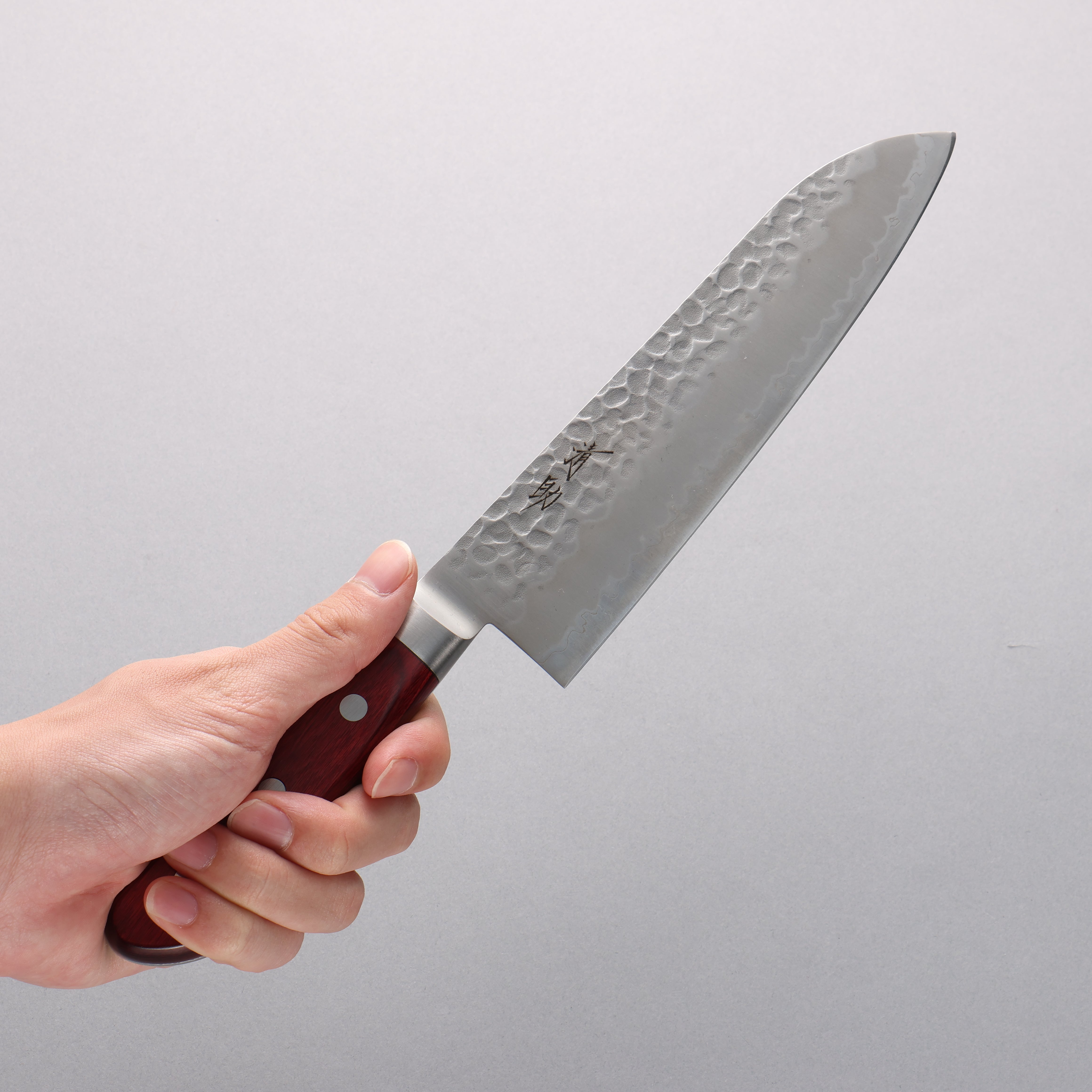 Seisuke Blue Super Hammered Gyuto 180mm Red Pakka wood Handle - Japanny - Best Japanese Knife