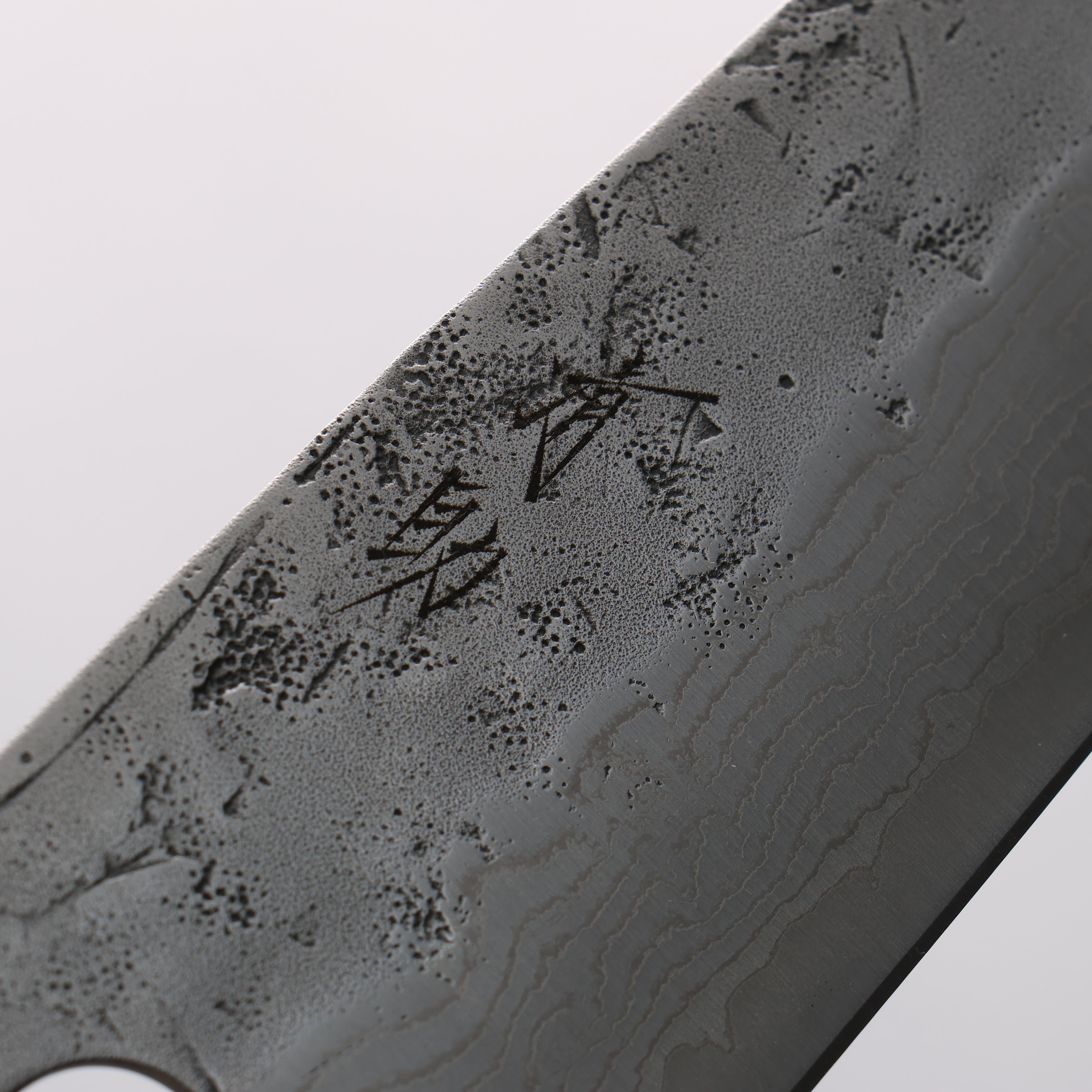 Seisuke Swedish Steel-stn Damascus Washiji Santoku 170mm Magnolia Handle - Japanny - Best Japanese Knife