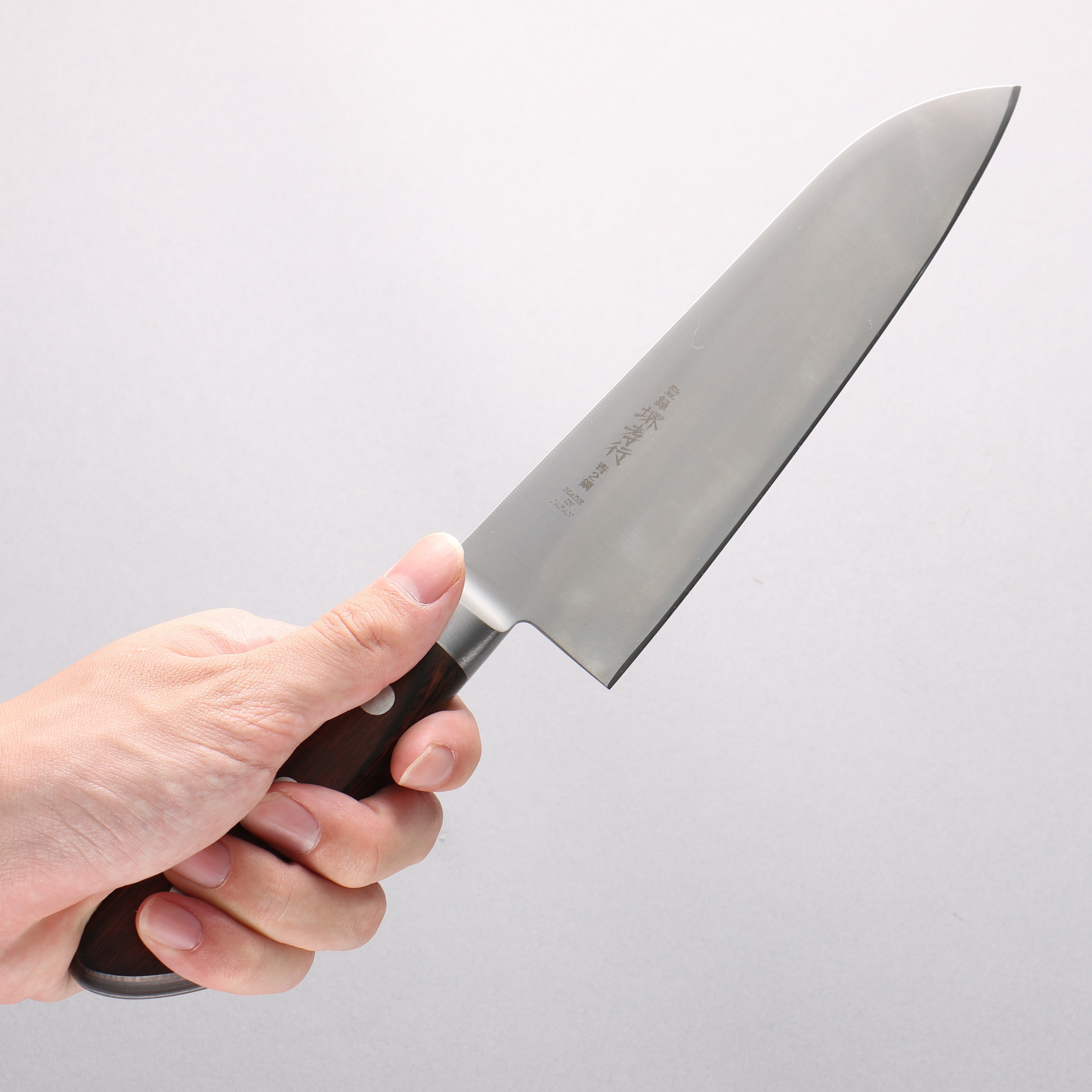 Sakai Takayuki Blue Steel No.2 Honyaki Santoku 180mm - Japanny - Best Japanese Knife