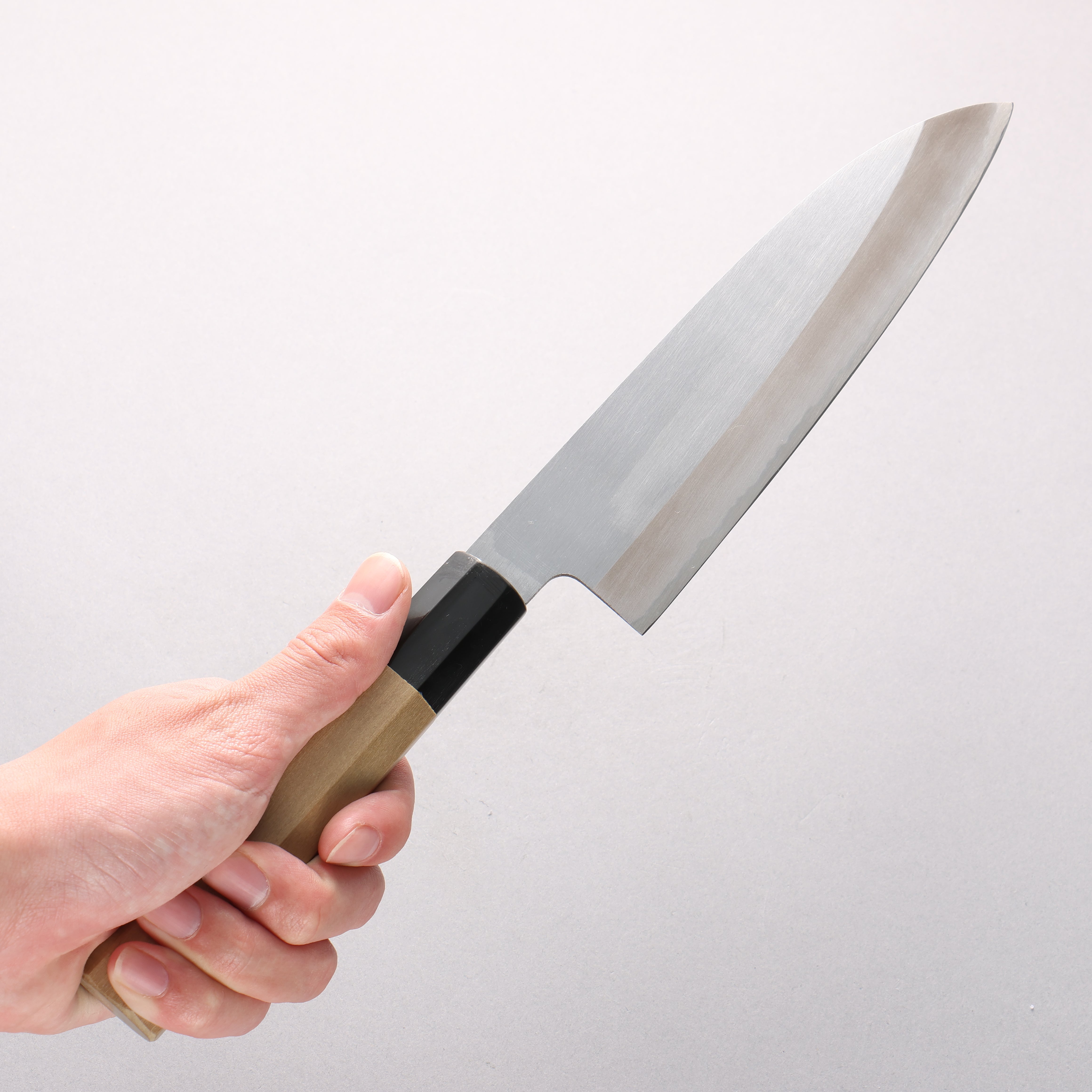 Minamoto Akitada White Steel No.2 Kasumitogi Santoku 180mm Magnolia Handle - Japanny - Best Japanese Knife