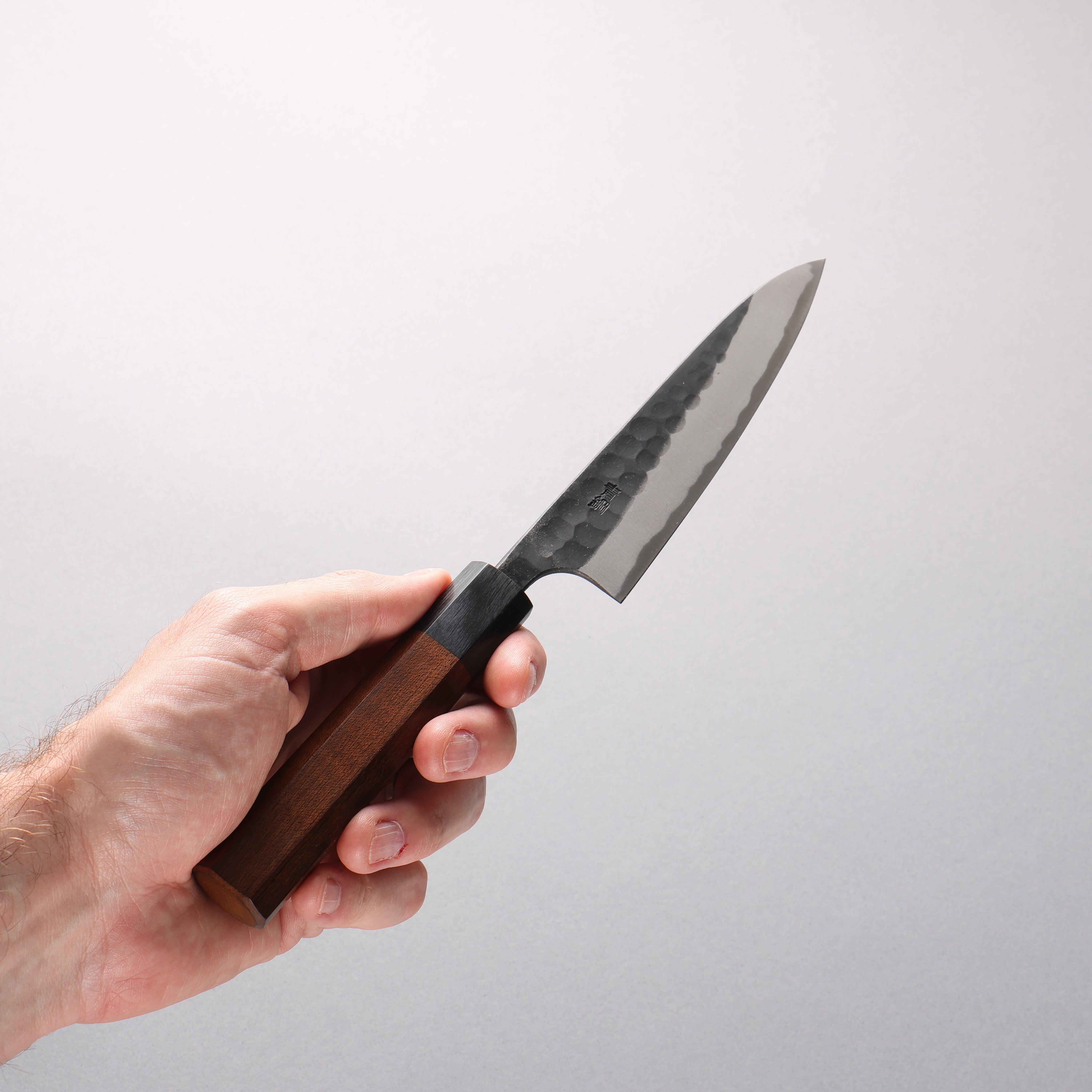 Nao Yamamoto Blue Super Kurouchi Hammered(Maru) Petty-Utility 135mm Maple Stabilized Handle - Japanny - Best Japanese Knife