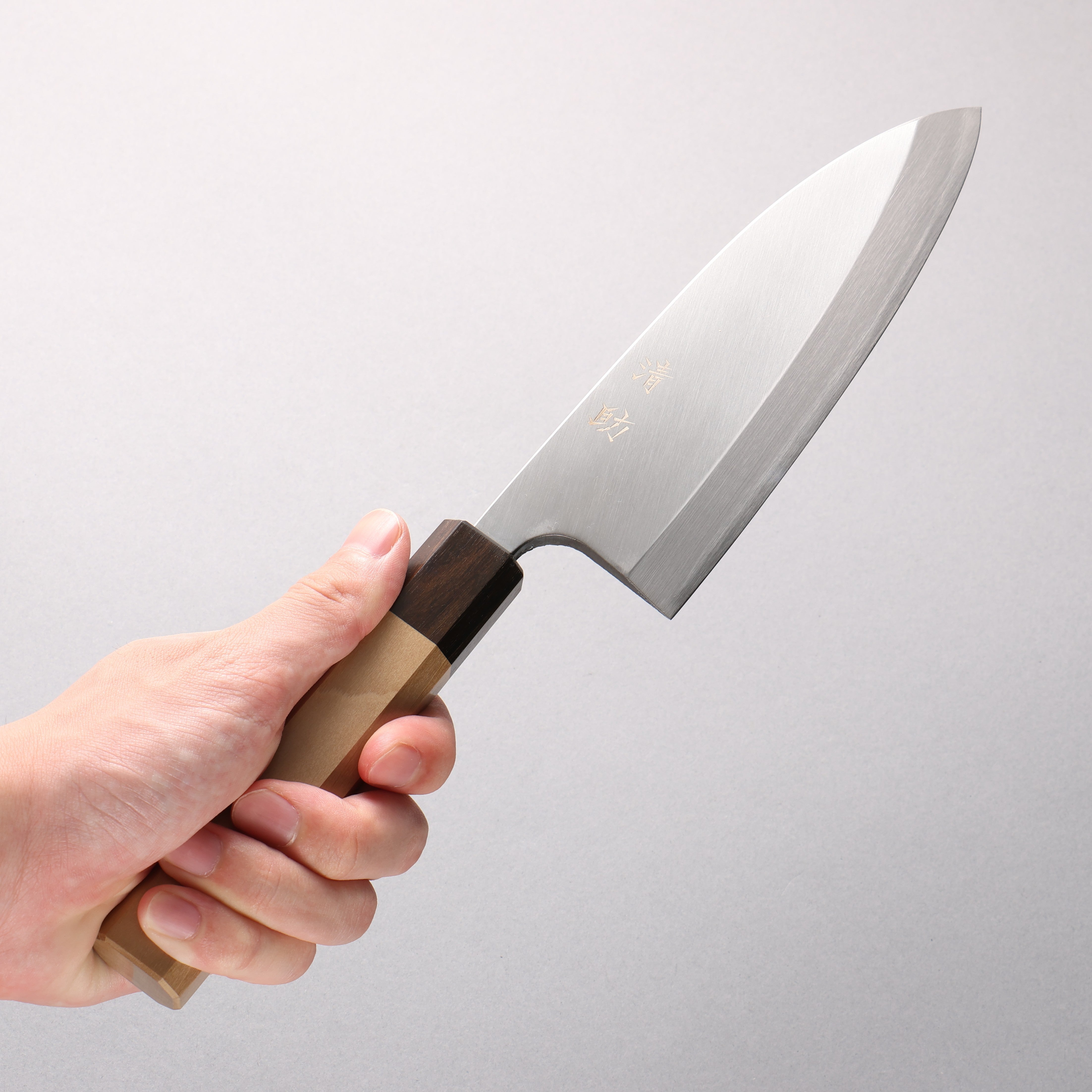 Seisuke AUS8 Deba 165mm Magnolia (Ferrule: Striped Ebony) Handle Sushi School Model - Japanny - Best Japanese Knife