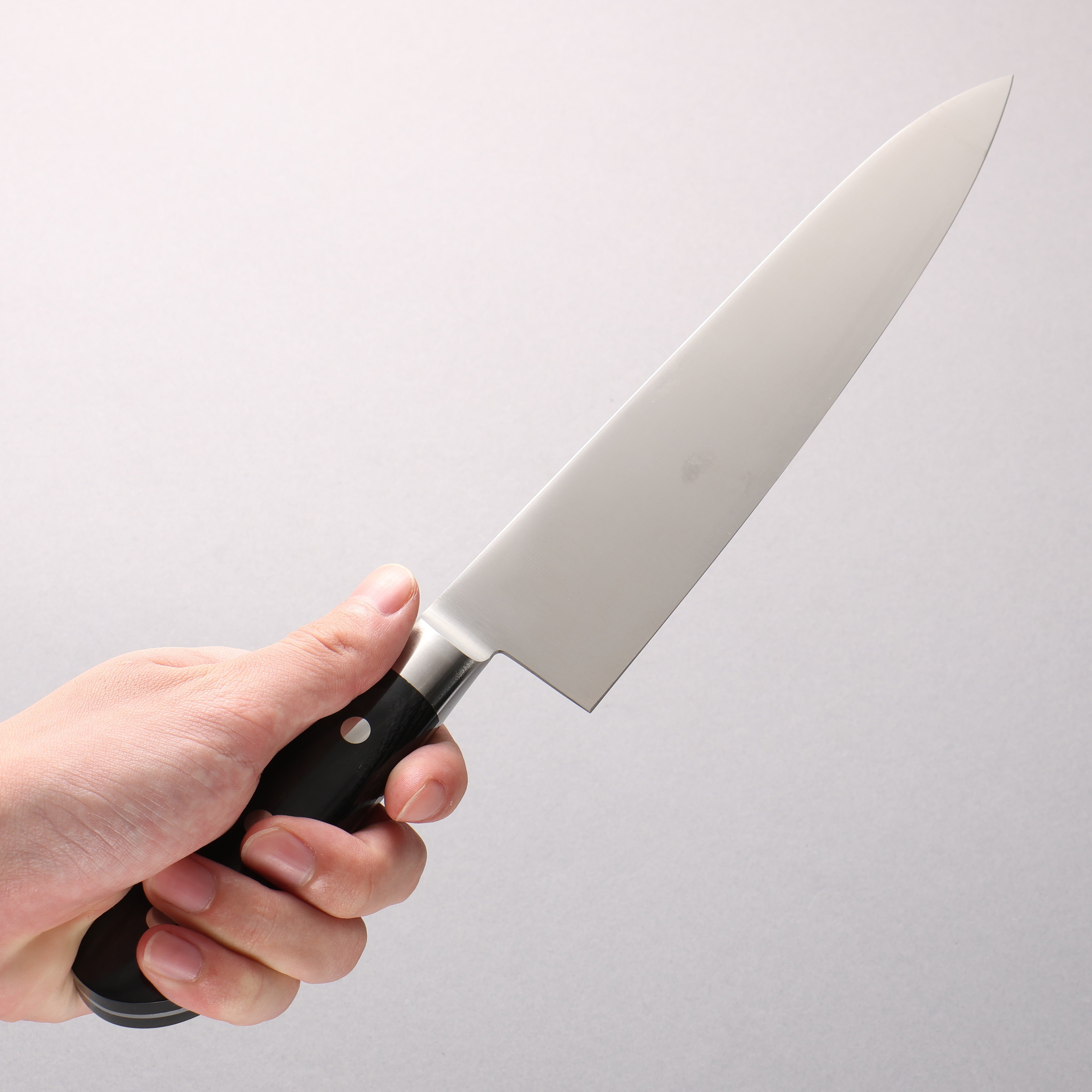 Iseya Molybdenum Gyuto 210 mm, schwarzer Pakkaholzgriff