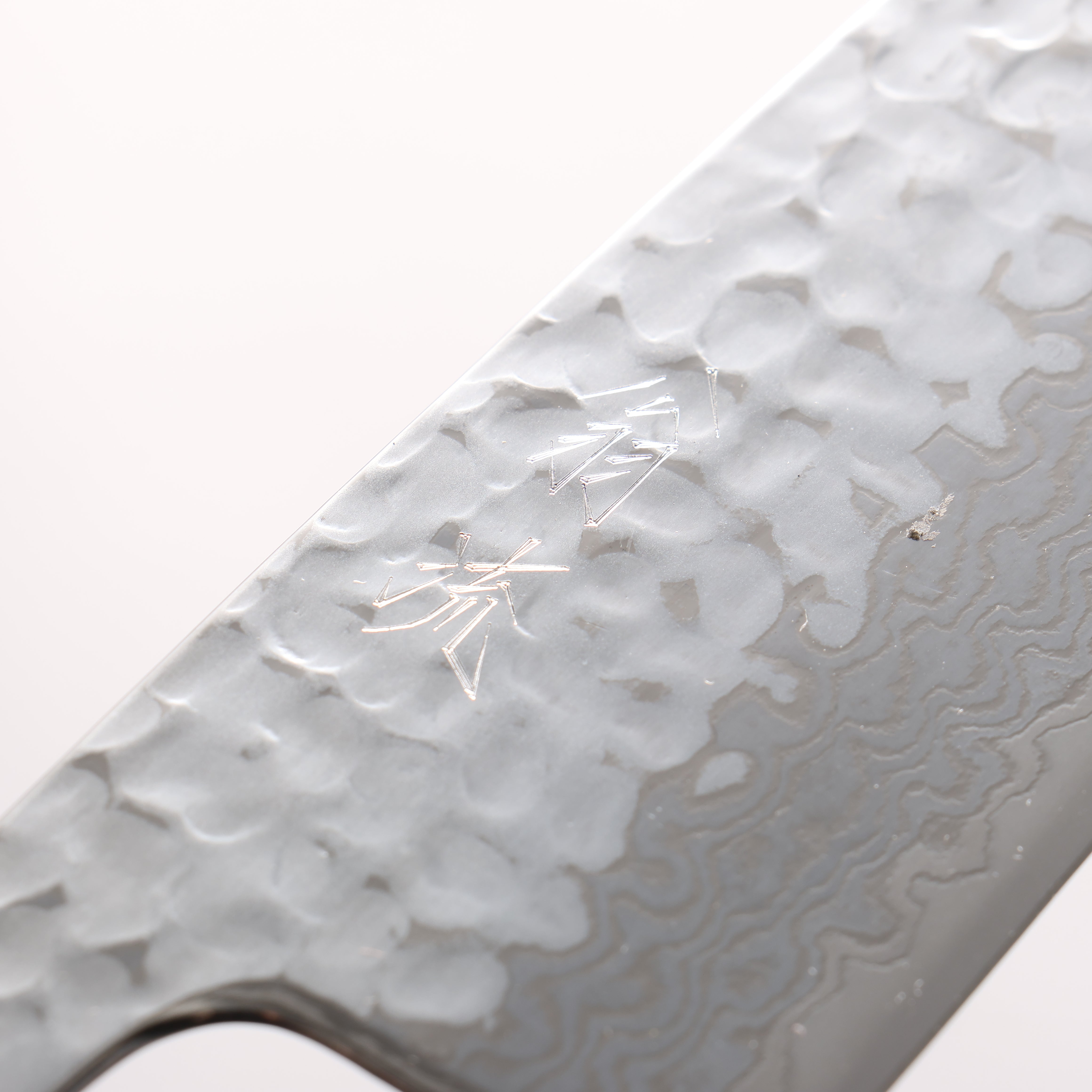 Oul Silver Steel No.3 Hammered Damascus Moon White Santoku 165mm Black Pakka wood Handle - Japanny - Best Japanese Knife