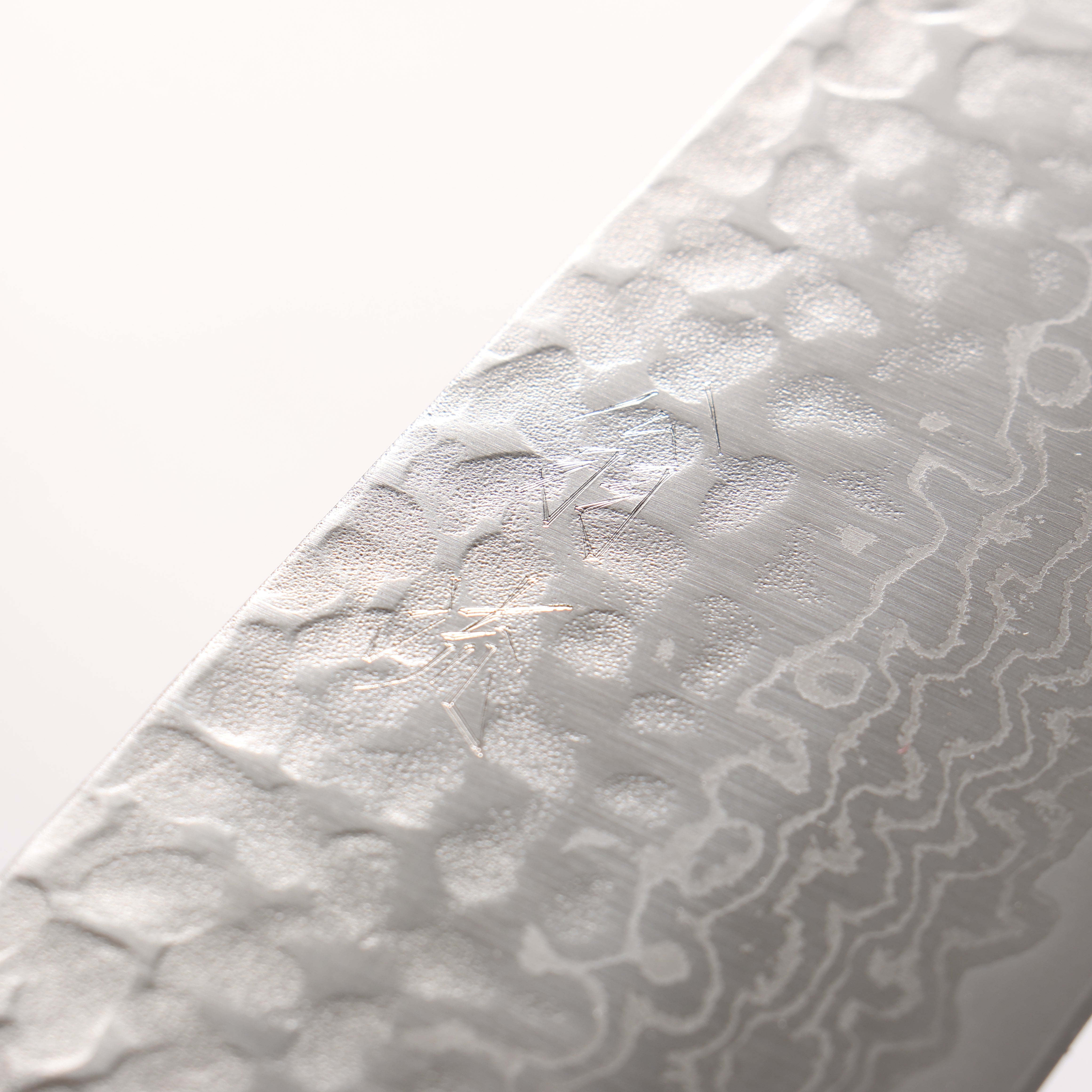 Oul Silver Steel No.3 Hammered Damascus Santoku 165mm Burnt Oak (Lacquered) Handle - Japanny - Best Japanese Knife