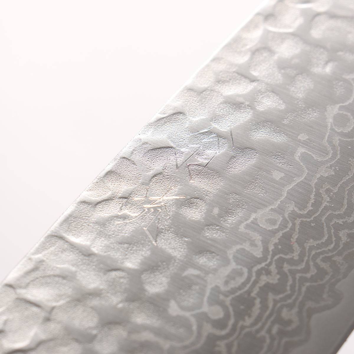 Oul Silver Steel No.3 Hammered Damascus Santoku 165mm Burnt Oak (Lacquered) Handle - Japanny - Best Japanese Knife