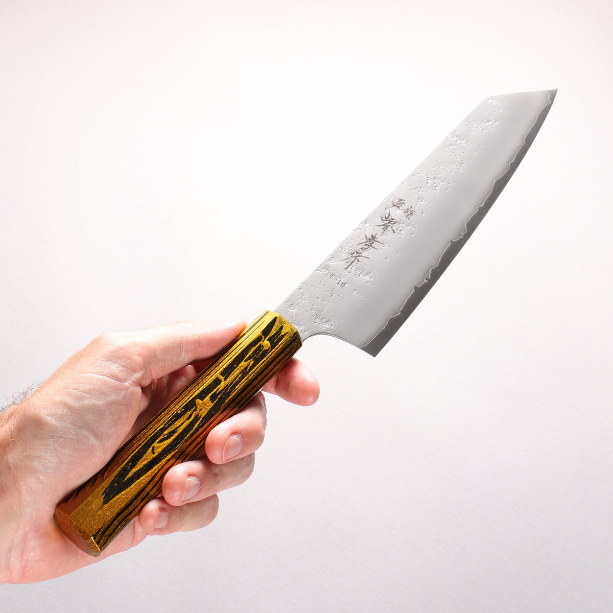 Sakai Takayuki Saikou VG10 Nashiji Kengata Gyuto 190mm Brilliant Gold Lacquer Color Handle - Japanny - Best Japanese Knife