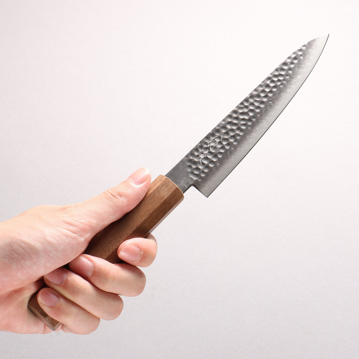 Oul VG10 Hammered Damascus Black dyeing Petty-Utility 150mm Walnut Handle