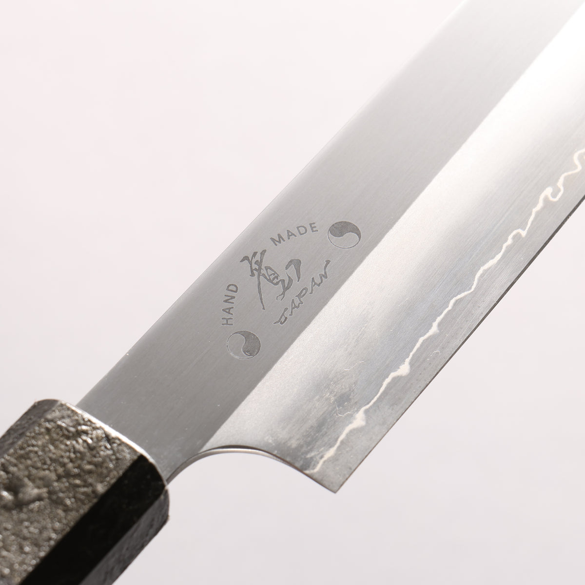 Hiroshi Suzuki ZDP189 Kasumitogi Sujihiki 225mm Black Lacquered Handle