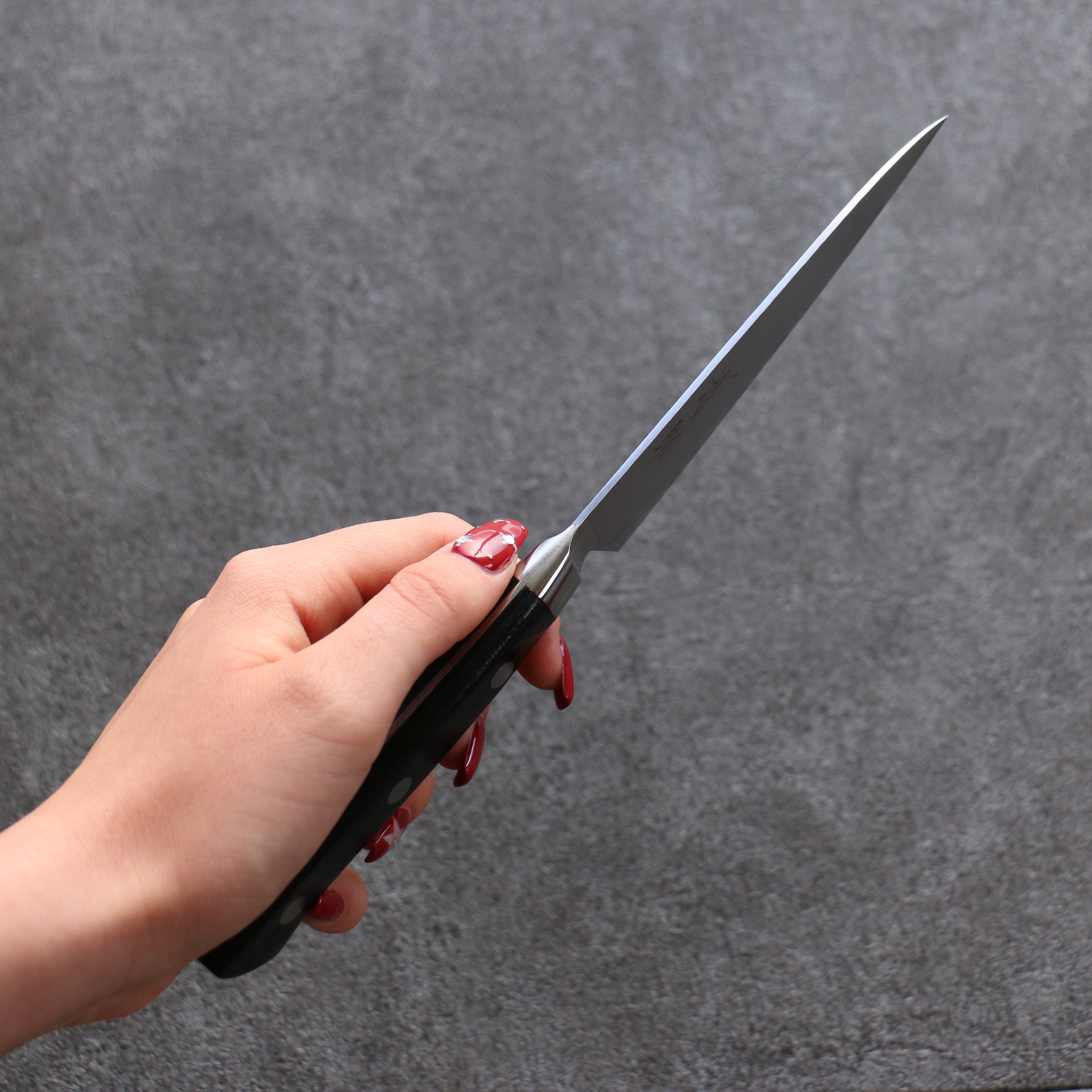 Seisuke VG5 Hammered Kasumitogi Petty-Utility 120mm Black Pakka wood Handle - Japanny - Best Japanese Knife