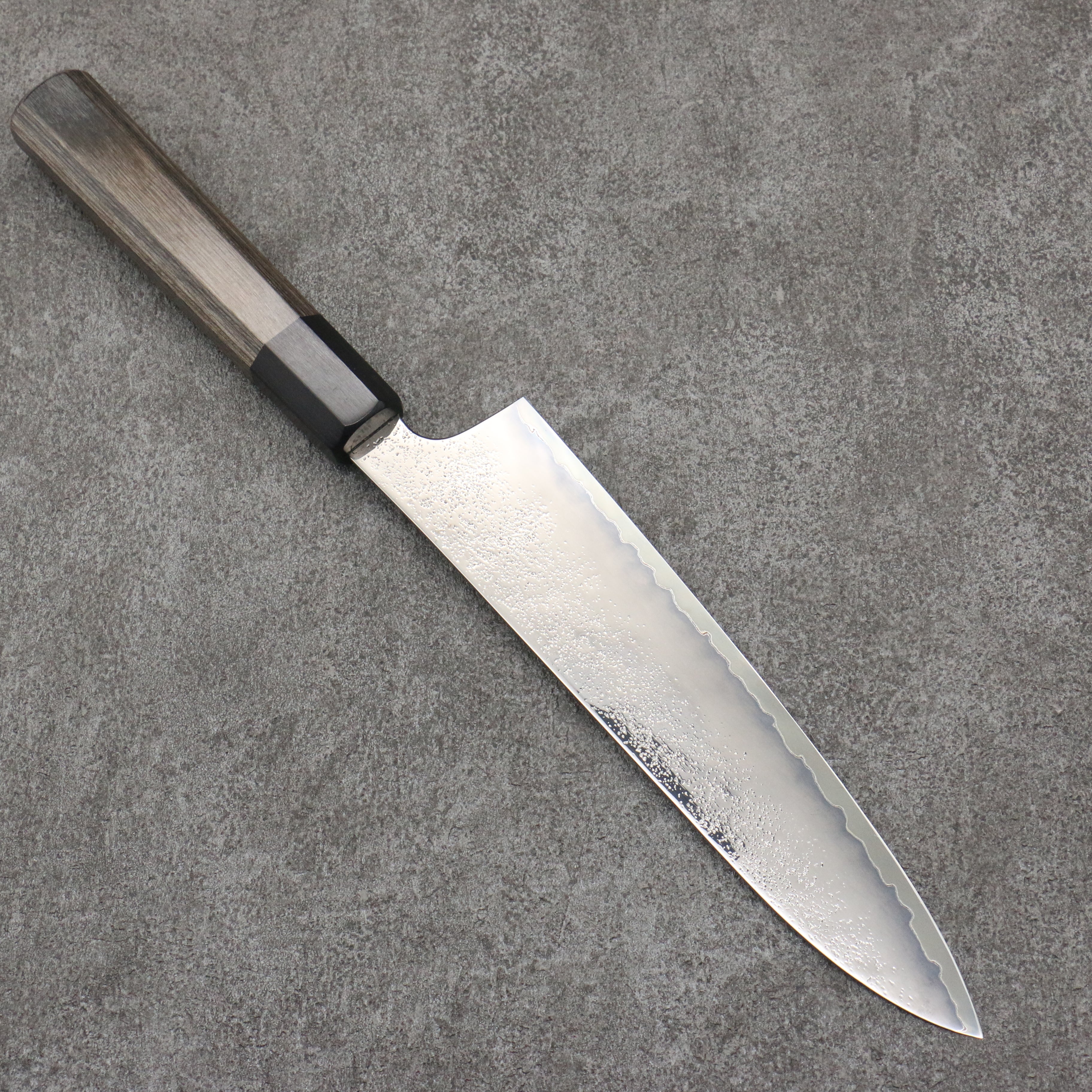 Seisuke VG5 Black Nashiji Mirrored Finish Gyuto  210mm Gray Pakka wood Handle - Japanny - Best Japanese Knife