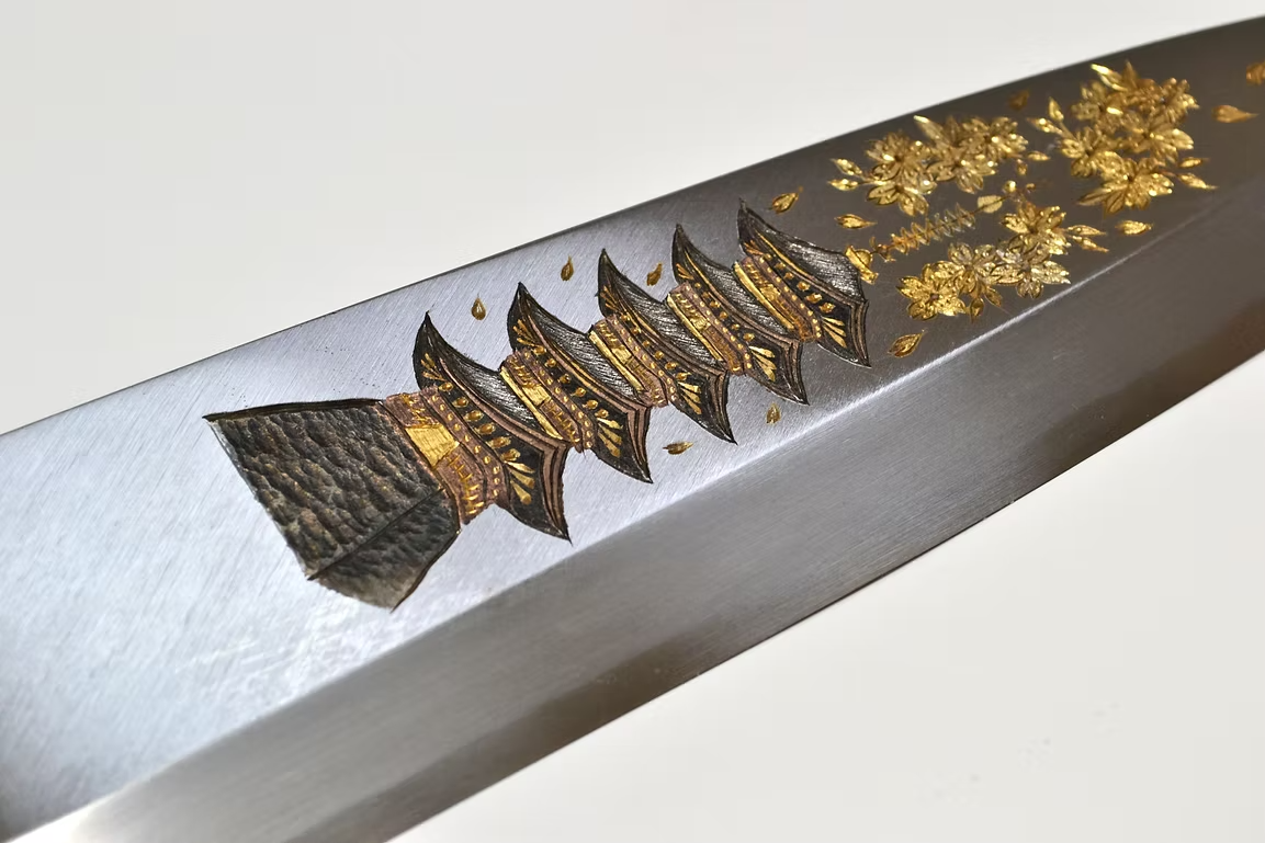 Sakai Takayuki Metal Decorated Engraving by Kubota Five-Storied Pagoda White Steel Kasumitogi Deba 240mm Magnolia (Ferrule: Water Buffalo Horn) Handle - Japanny - Best Japanese Knife