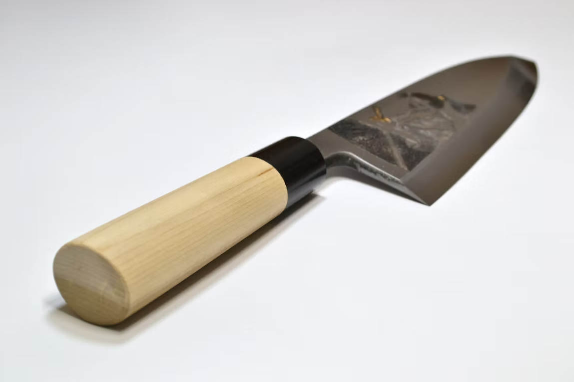 Sakai Takayuki Metal Decorated Engraving by Kubota Pride of Samurai White Steel Kasumitogi Deba 240mm Magnolia (Ferrule: Water Buffalo Horn) Handle - Japanny - Best Japanese Knife