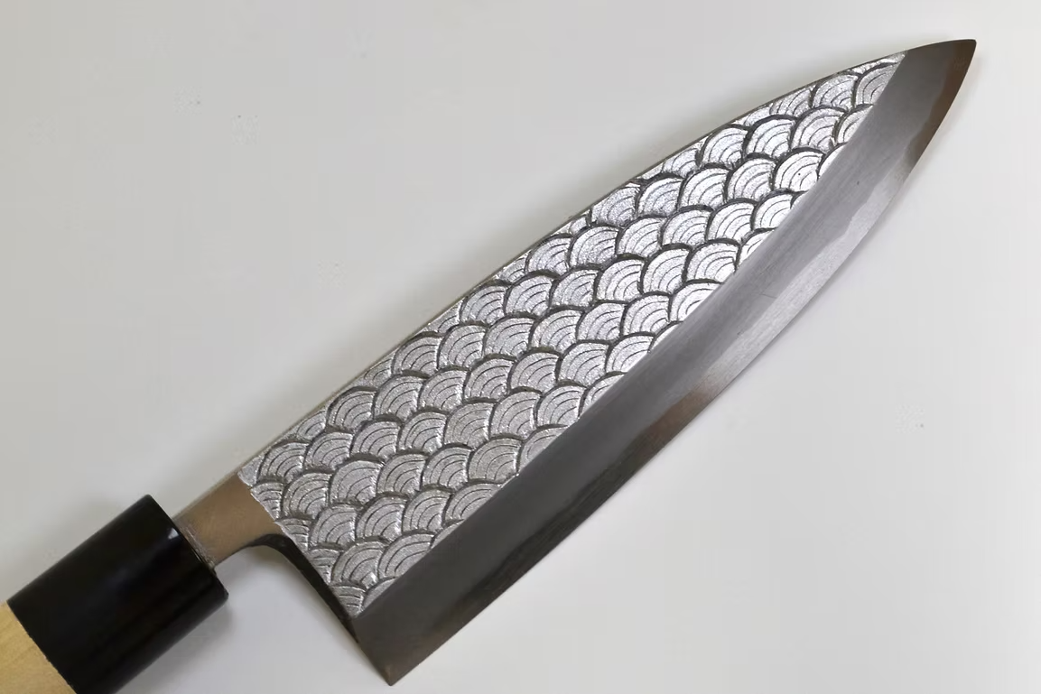 Sakai Takayuki Engraving by Kubota Seigaiha White Steel Kasumitogi Deba 165mm Magnolia (Ferrule: Water Buffalo Horn) Handle - Japanny - Best Japanese Knife