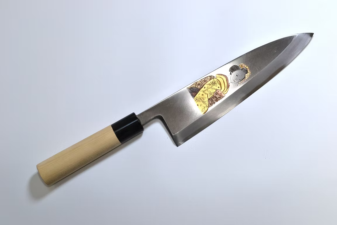 Sakai Takayuki Metal Decorated Engraving by Kubota Geisha White Steel Kasumitogi Deba 240mm Magnolia (Ferrule: Water Buffalo Horn) Handle