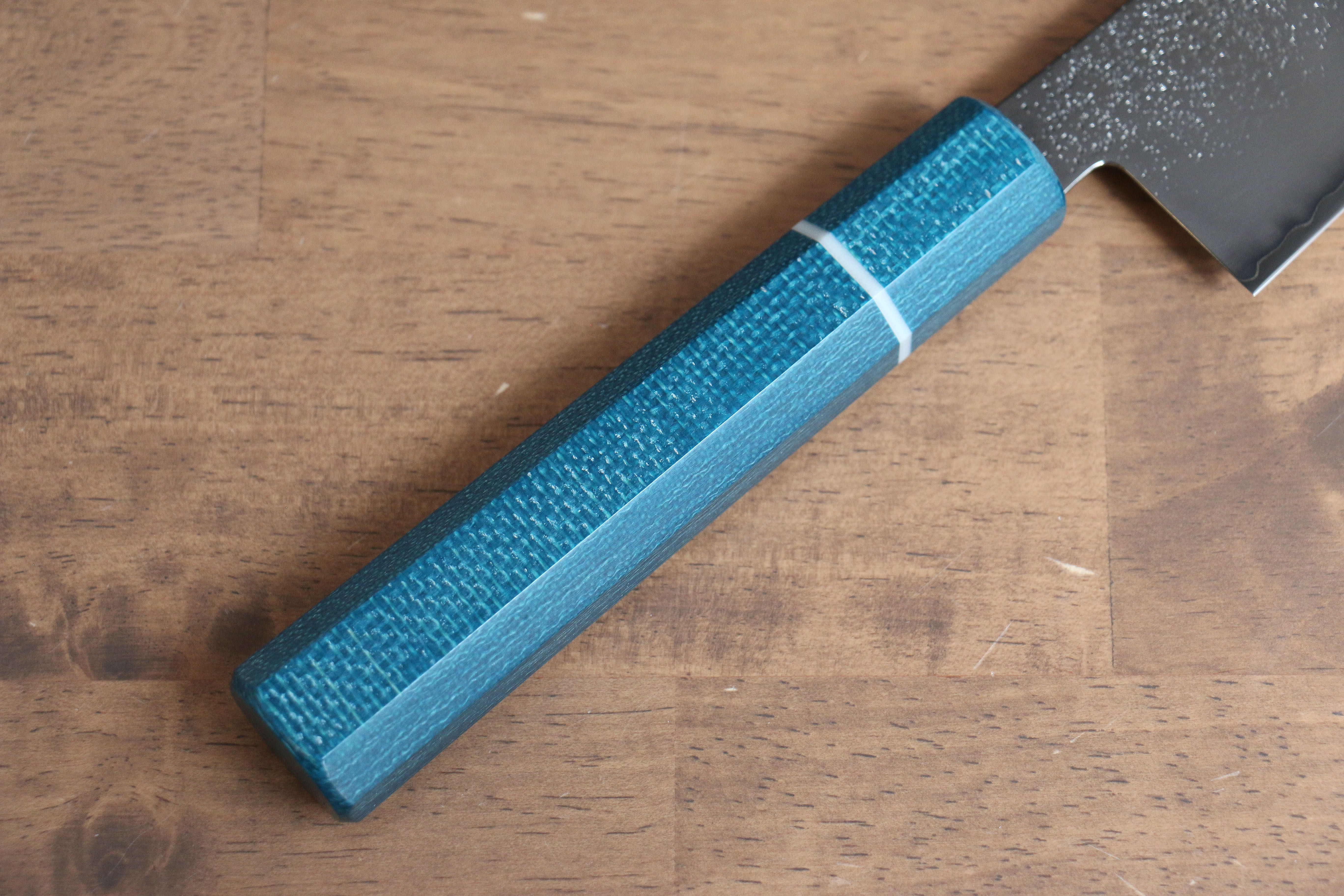Seisuke VG5 Nashiji black dye Santoku 165mm Blue Canvas Micarta Handle - Japanny - Best Japanese Knife