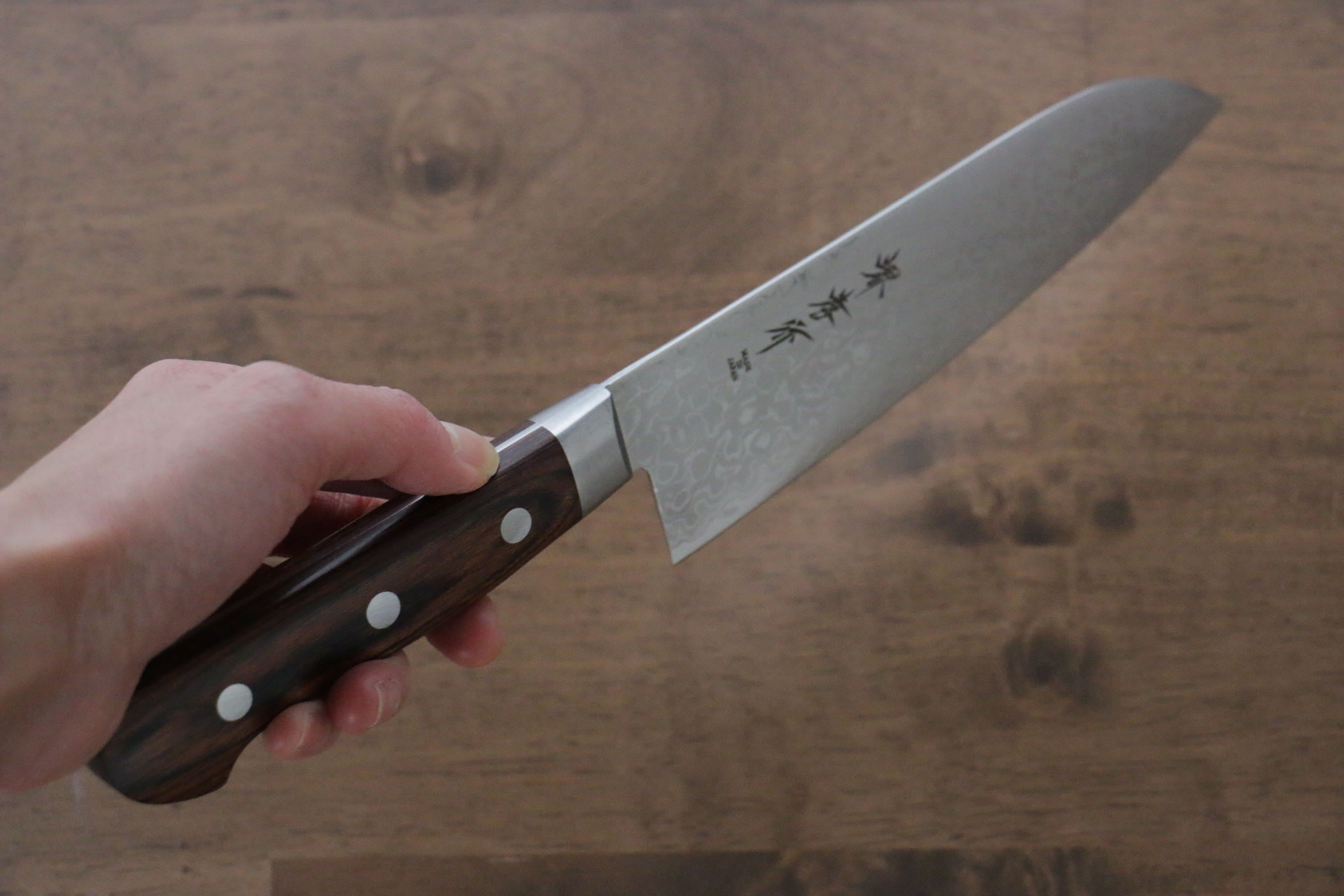 Sakai Takayuki VG10 17 Layer Damascus Mirrored Finish Santoku 165mm - Japanny - Best Japanese Knife