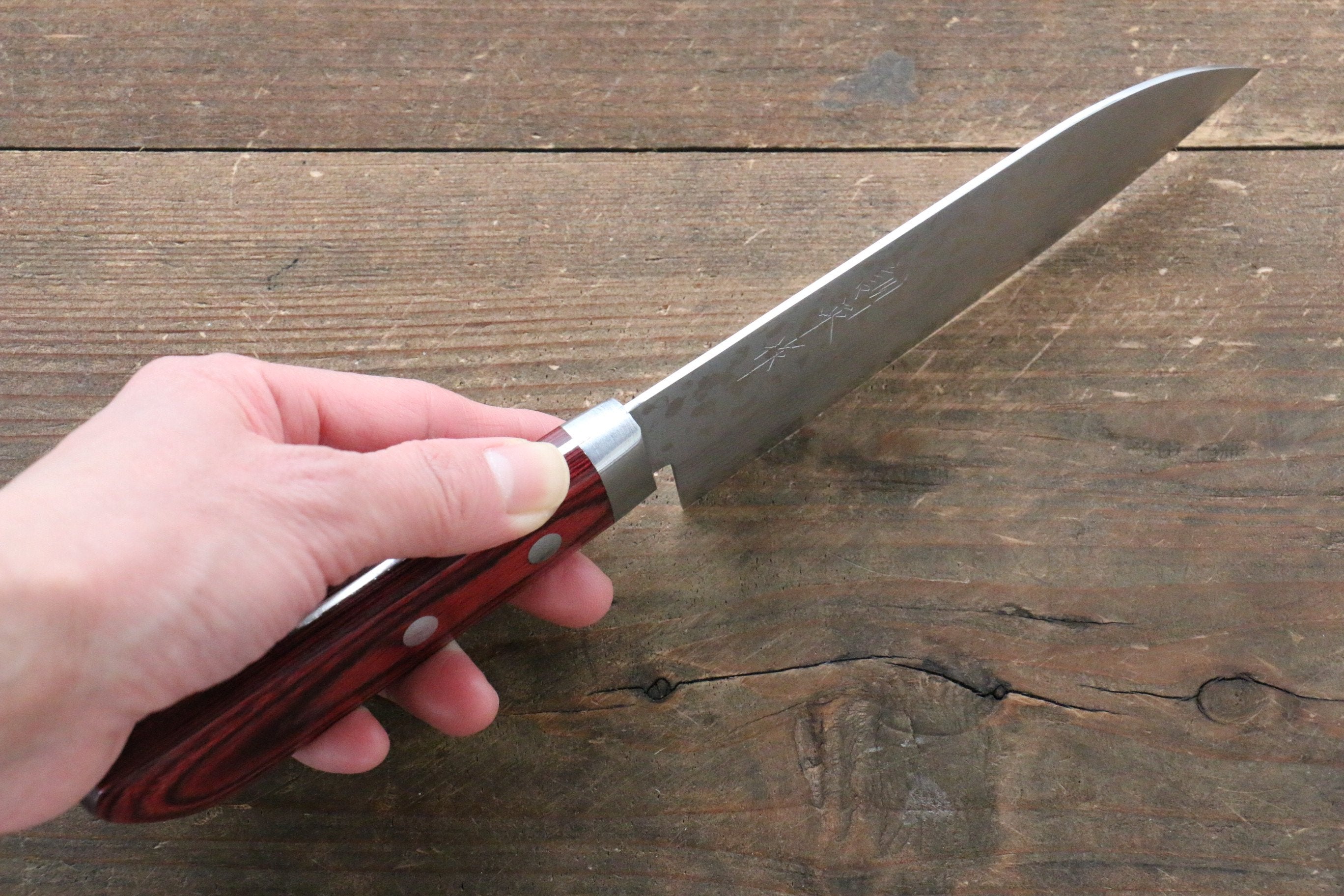 Kunihira Sairyu VG10 Damascus Small Santoku 135mm Red Pakka wood Handle - Japanny - Best Japanese Knife
