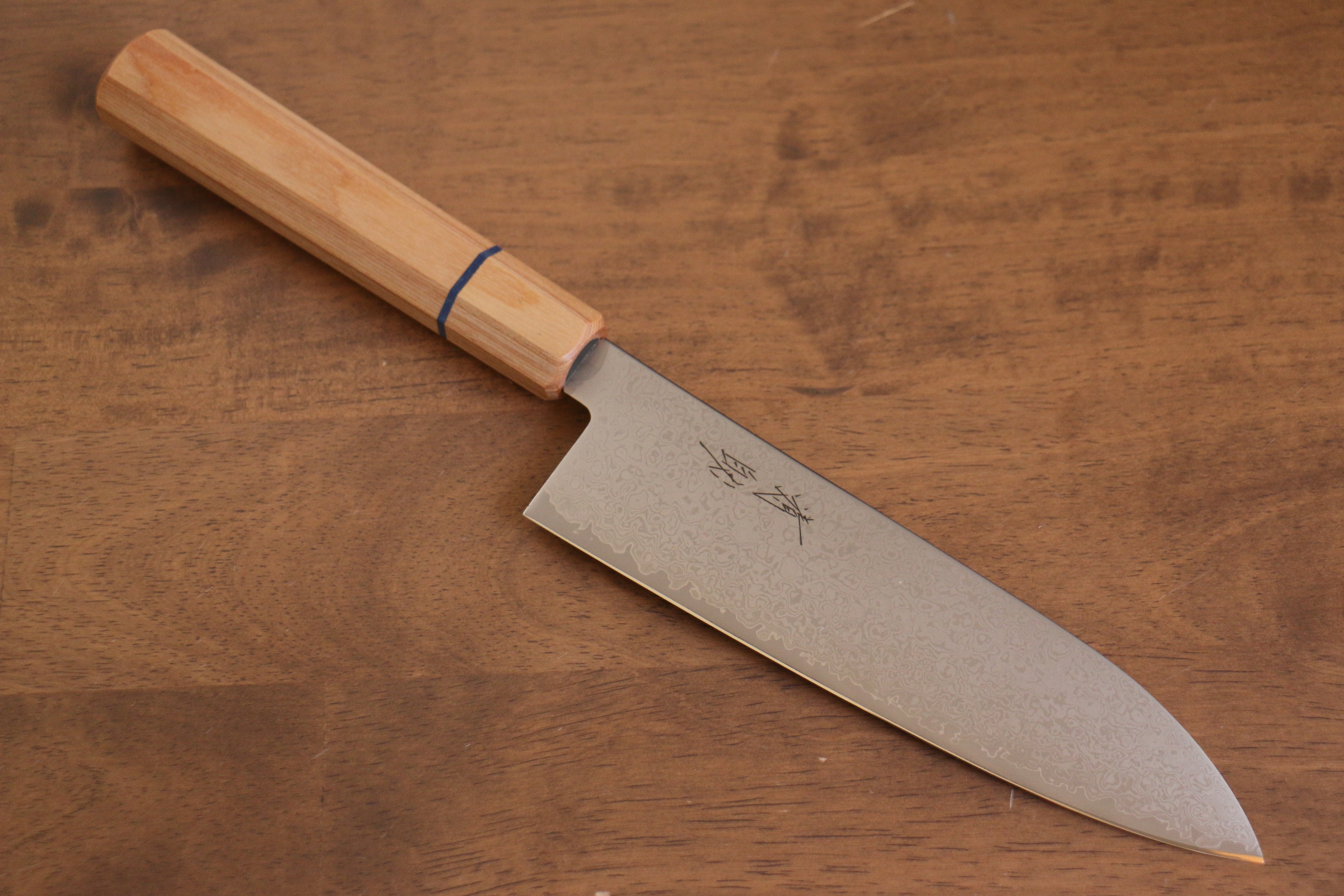 Seisuke VG10 Damascus Santoku 180mm White wood Handle - Japanny - Best Japanese Knife