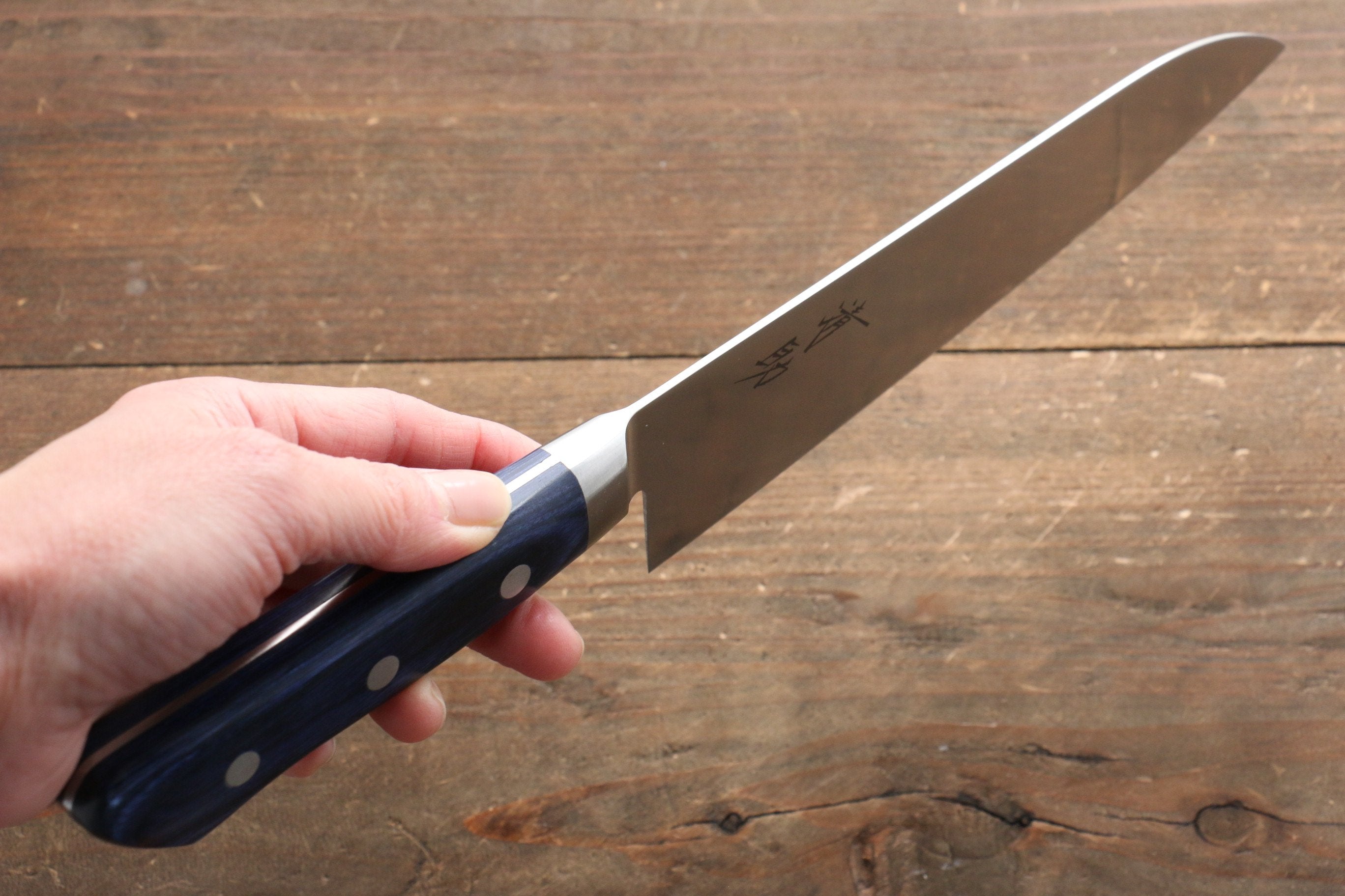 Seisuke Seiten Molybdenum Santoku 180mm Blue Pakka wood Handle with Sheath - Japanny - Best Japanese Knife